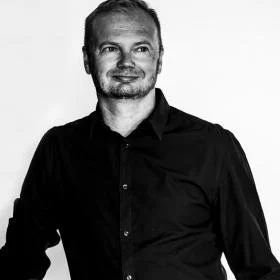 Sisustusosaajat - Petri Ijäs