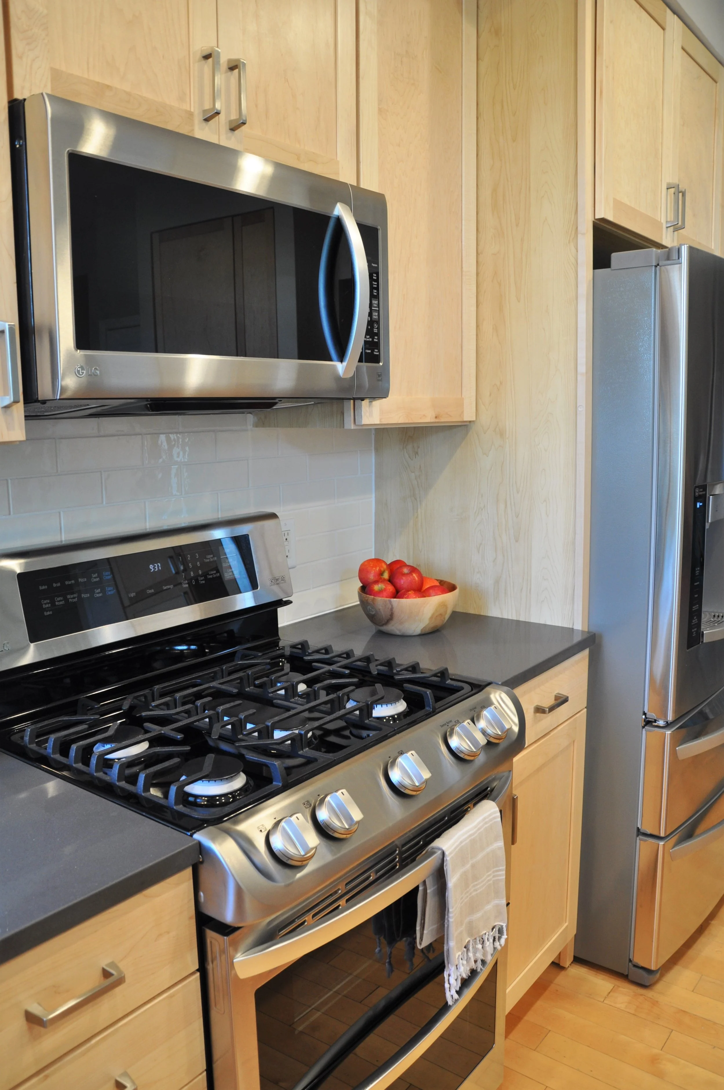 Hannon Kitchen 3.JPG