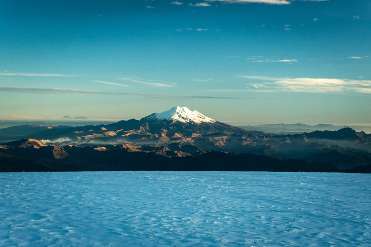 CAYAMBE DESDE ANTISANA