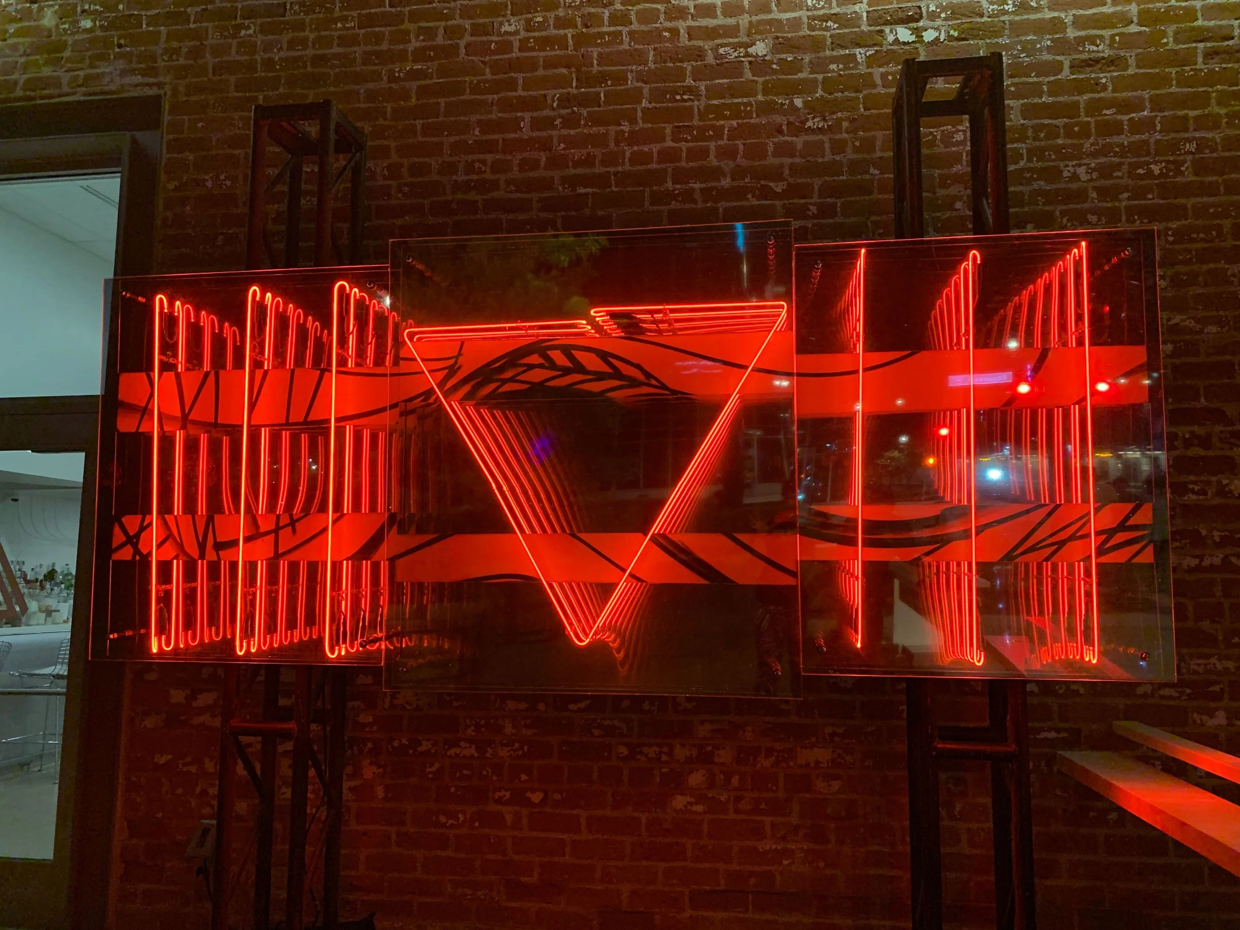 Infinity Tri, 2019, Neon, Acrylic,
Collaboration Piece