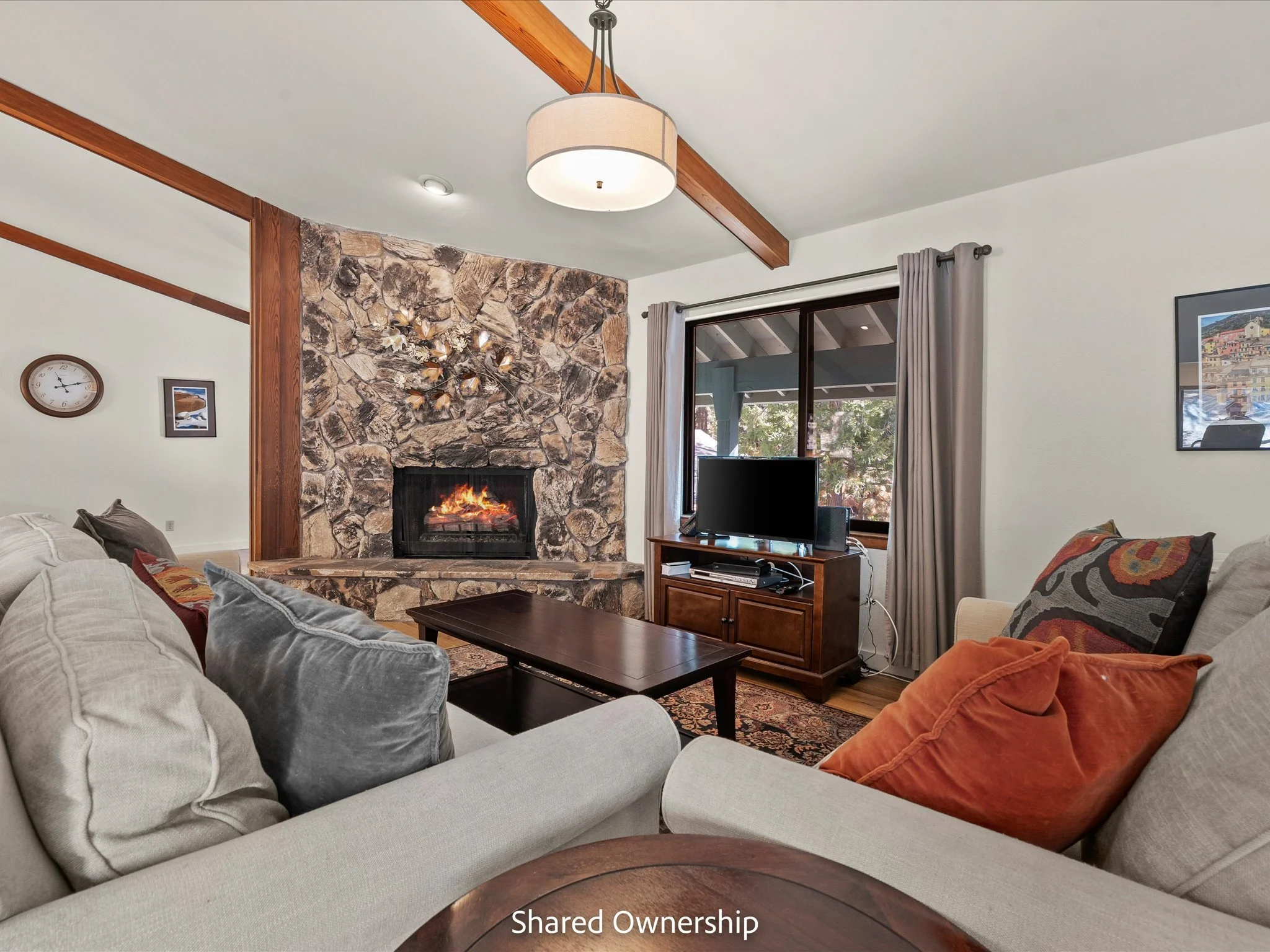 15-517 Lucille Dr-114.jpg