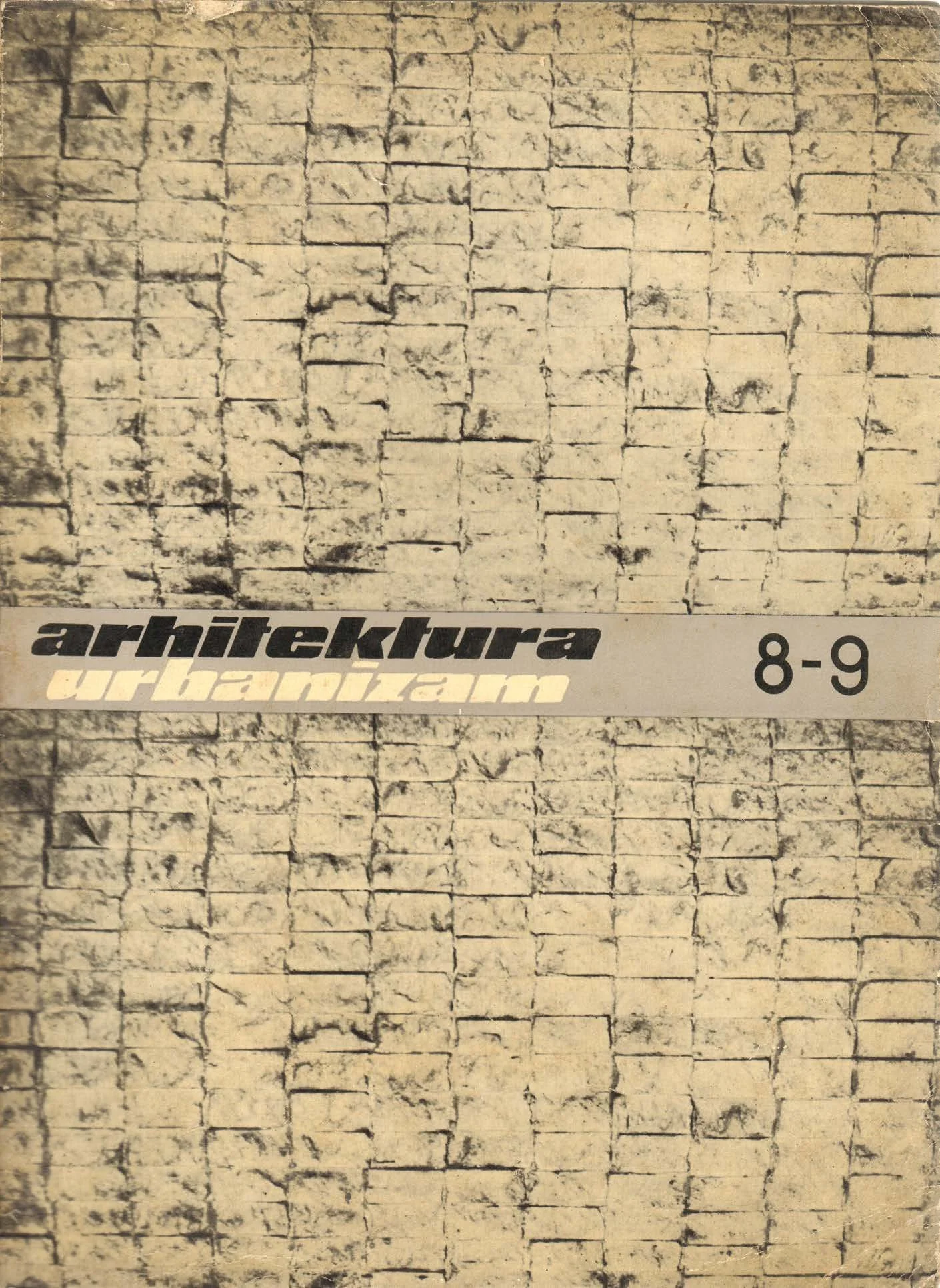 Book cover with a white brick wall background, featuring the title "arithtekukura urbanizam" and the numbers 8-9.