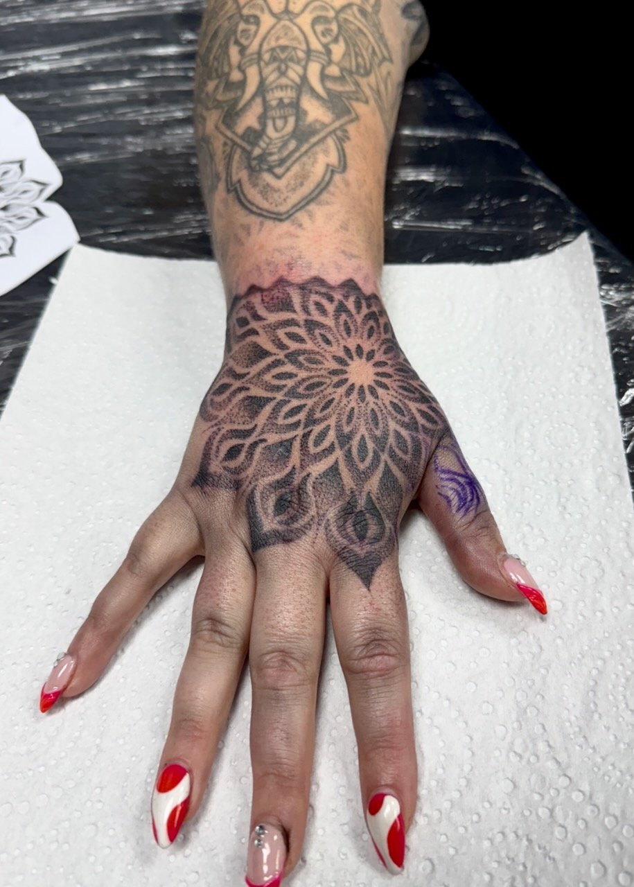 Ink By JW, Wellington NZ, Geometry - 16.jpeg