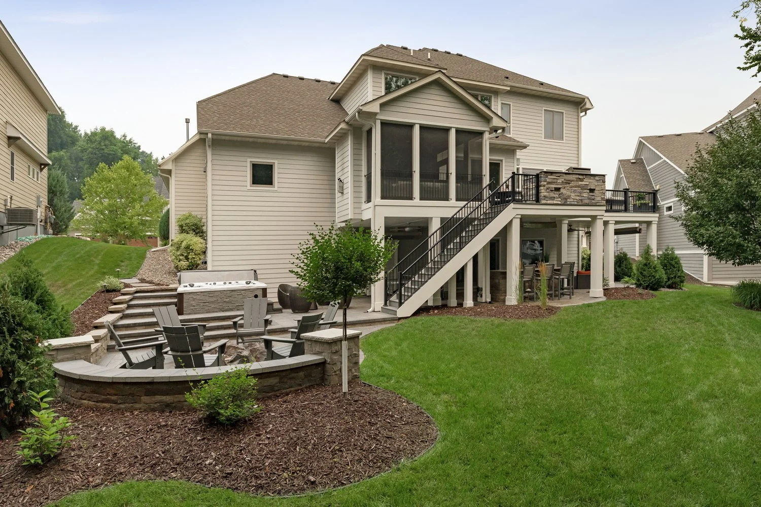 Luxury Trex Deck with Firepit, Outdoor Kitchen &amp; Dry Underdeck | Plymouth, MN