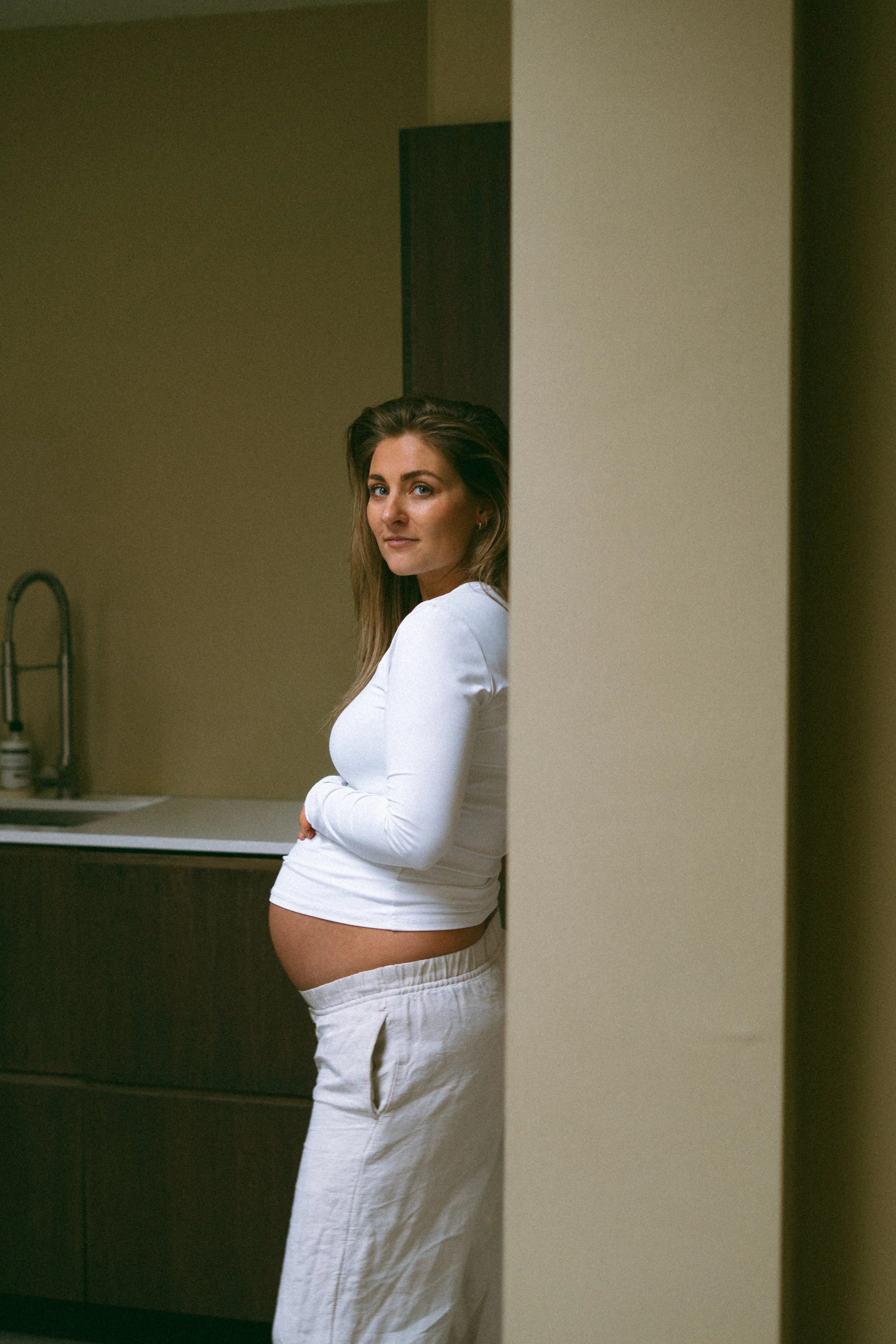 Zwangerschap fotografie in Barneveld Voorthuizen - Studio Ilse Looijen