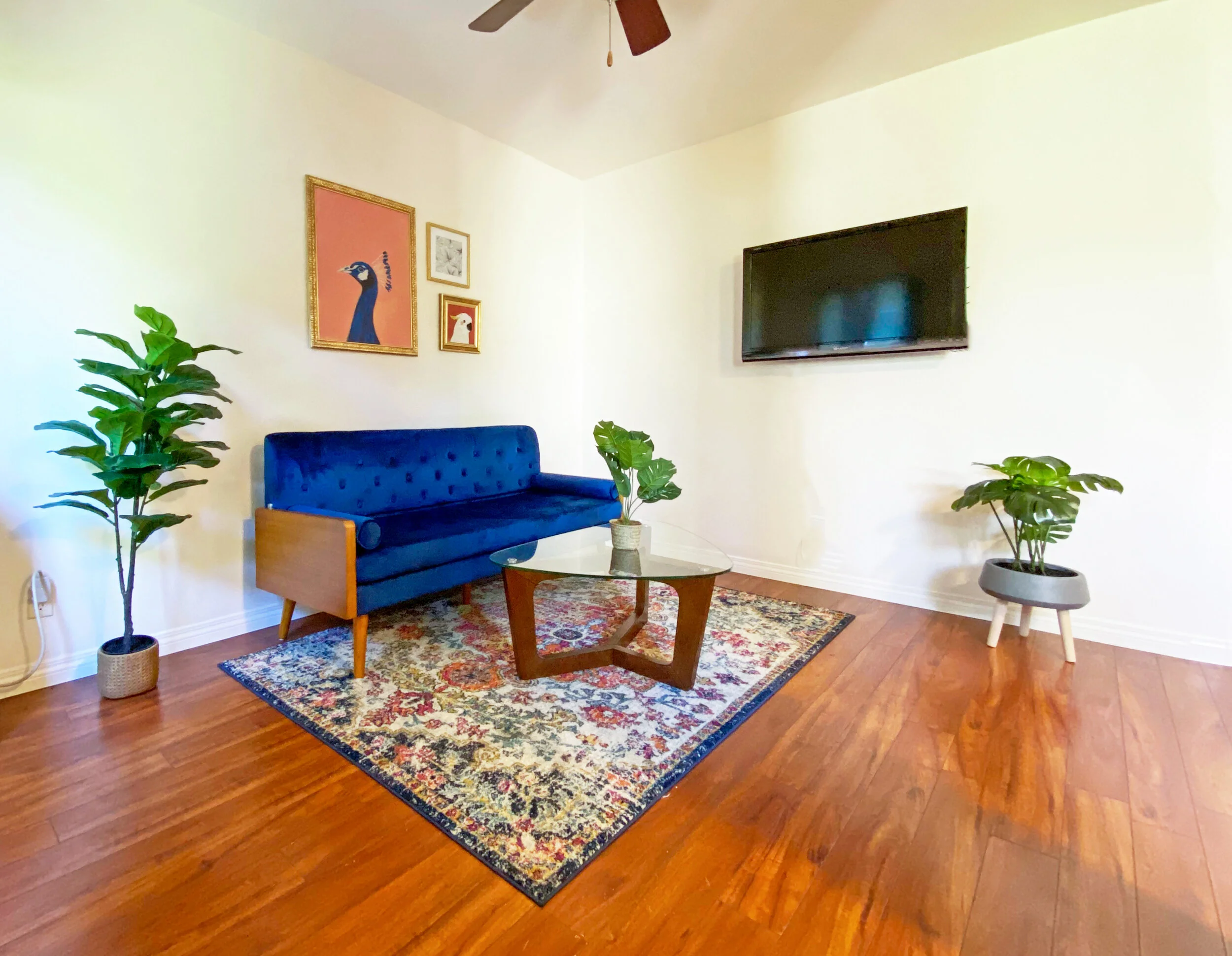 2x2 living area 3.jpg