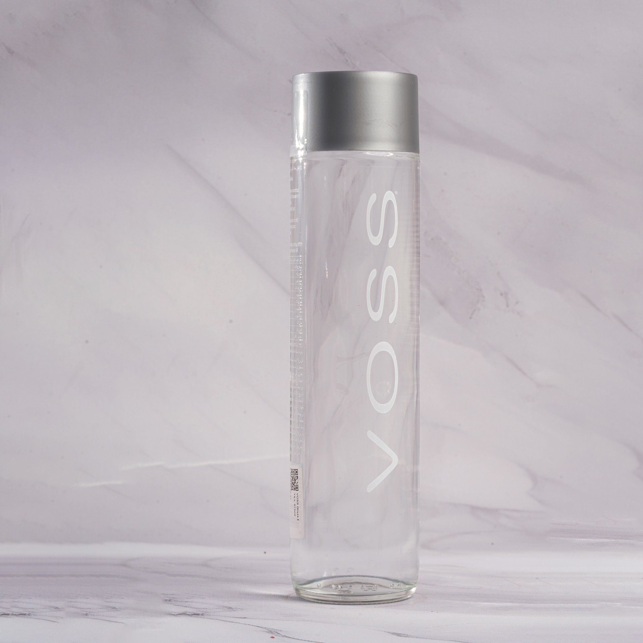 Voss Still (375ml)