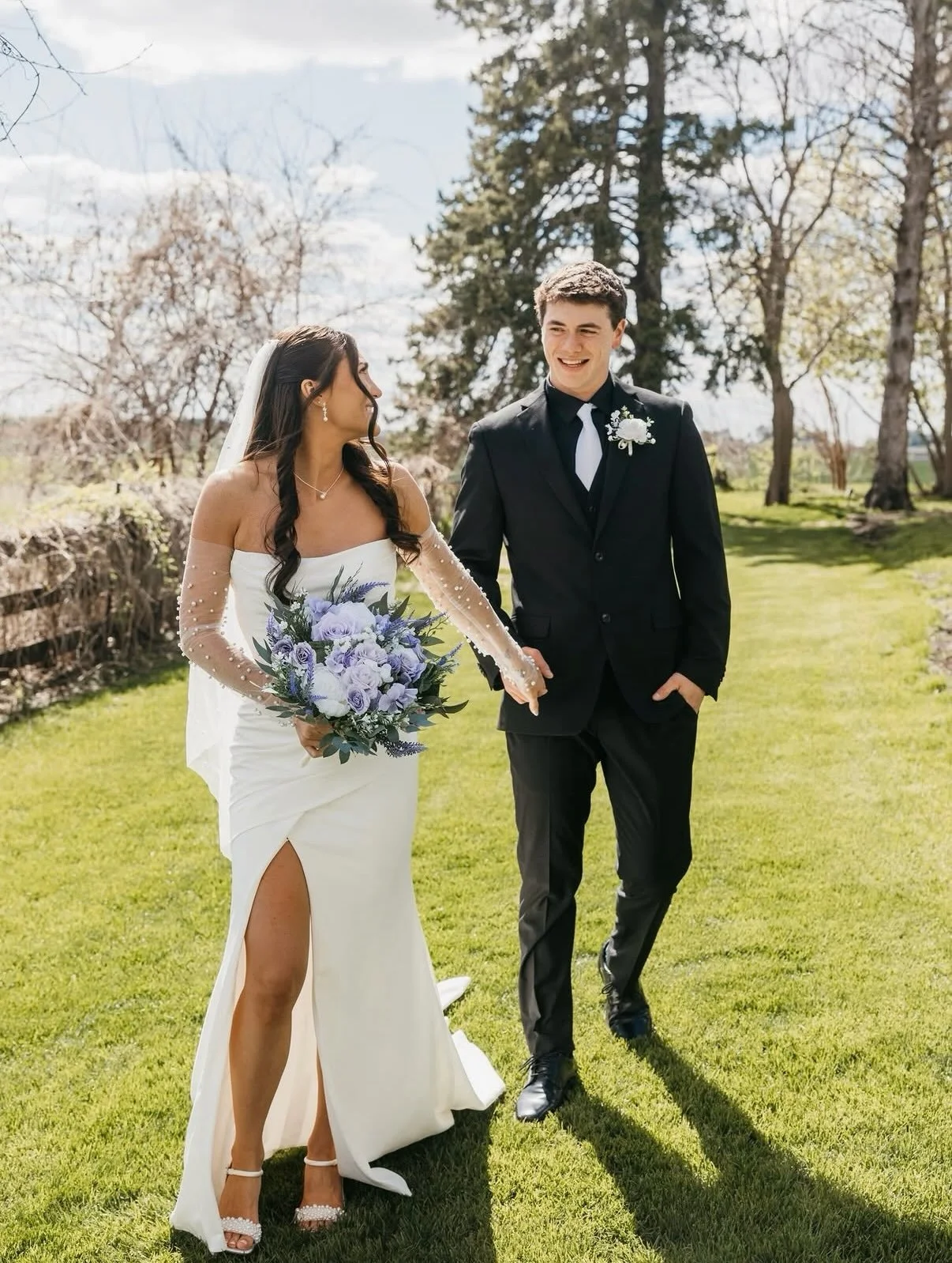 If I ever get married again @rileeisaac is my bridal inspo

Spray tan by Blend