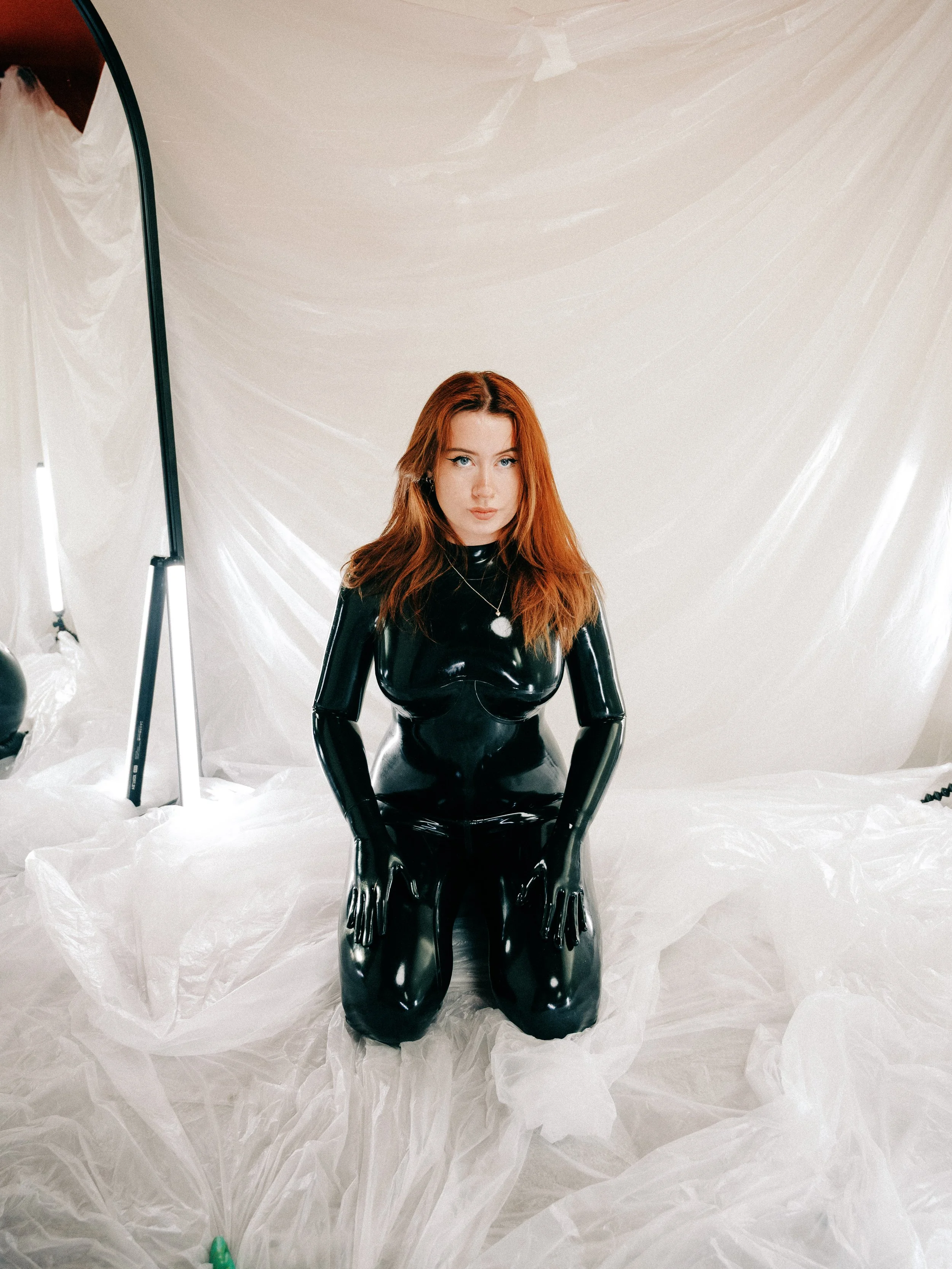 Black-Latex-Catsuit-New-BrightandShiny-MarieOnCamera-1.jpg