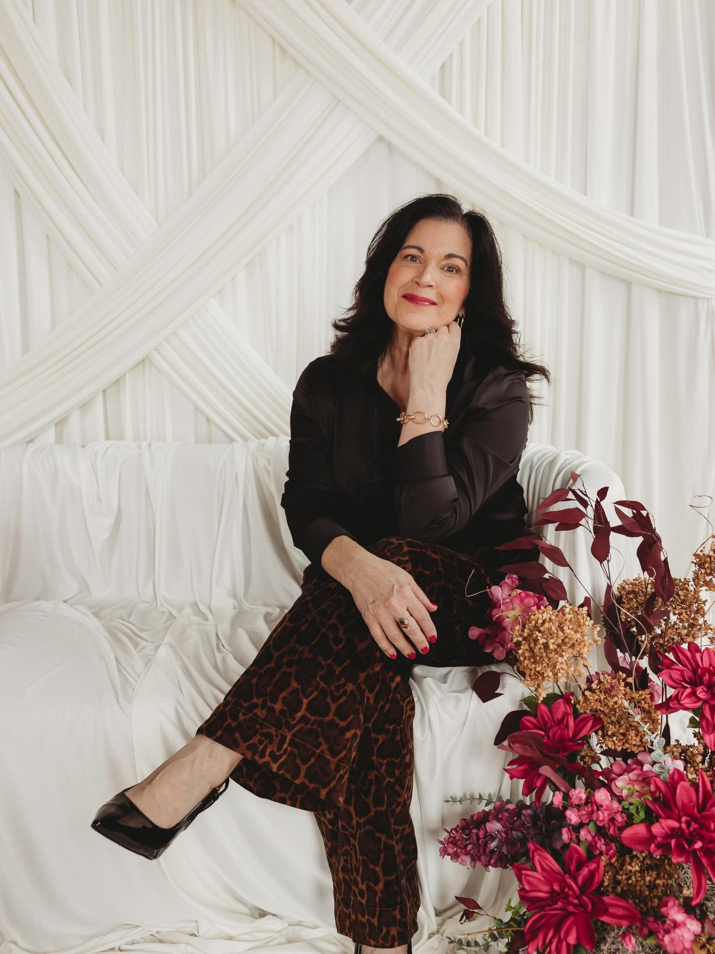 A huge HAPPY BIRTHDAY to our leading lady, the woman who does it all, the founder of Campbell &amp; Co &mdash; Amy. ❤️ Mom. Stylist. Designer. Martha Stewart reincarnated. 👑  We hope everyone gets to experience the light, talent, and sparkle she bri