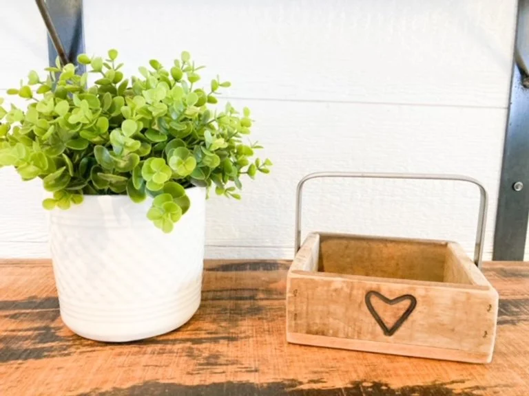 The Millie Basket w. Love 1.jpg