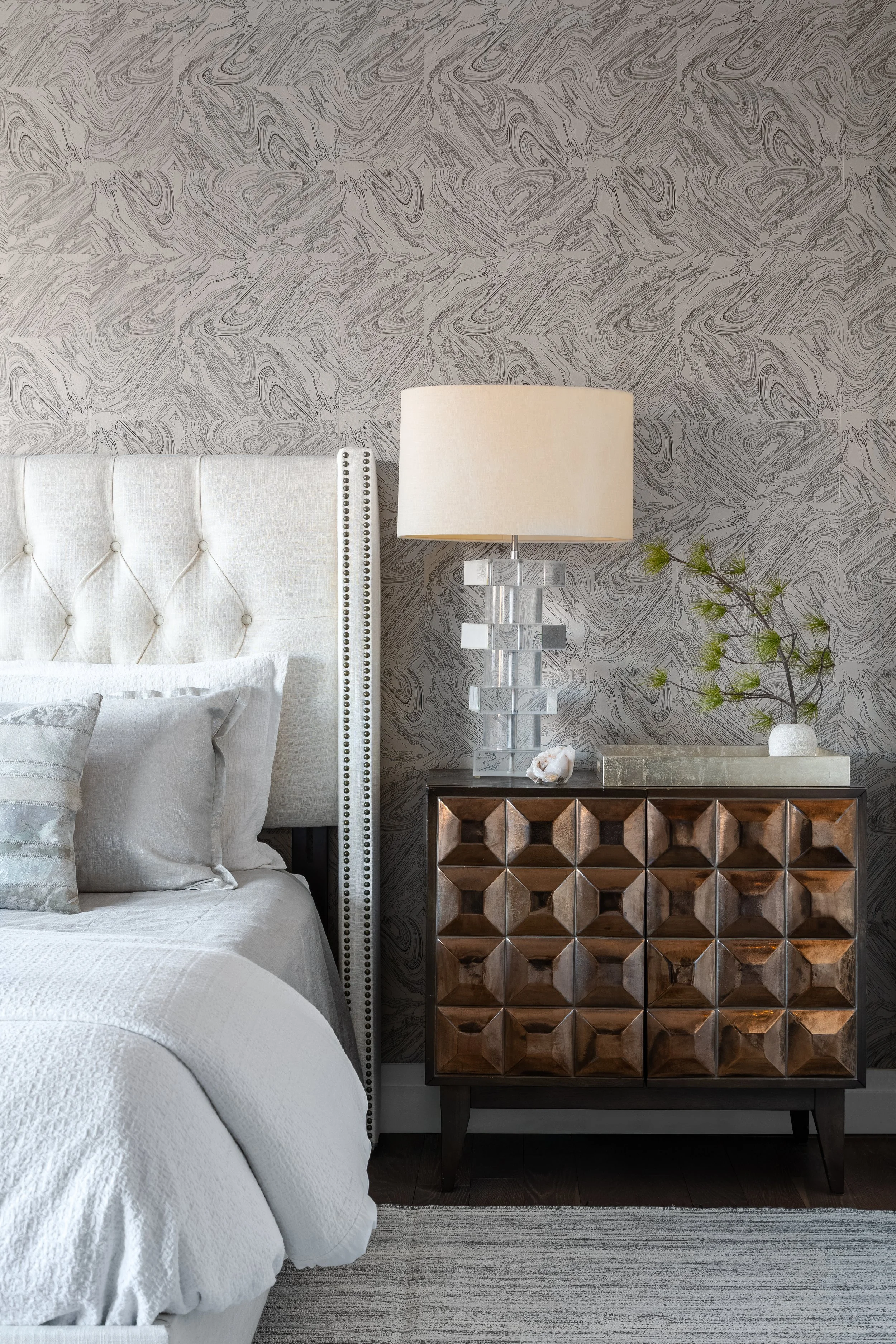 serene NYC bedroom design.jpg