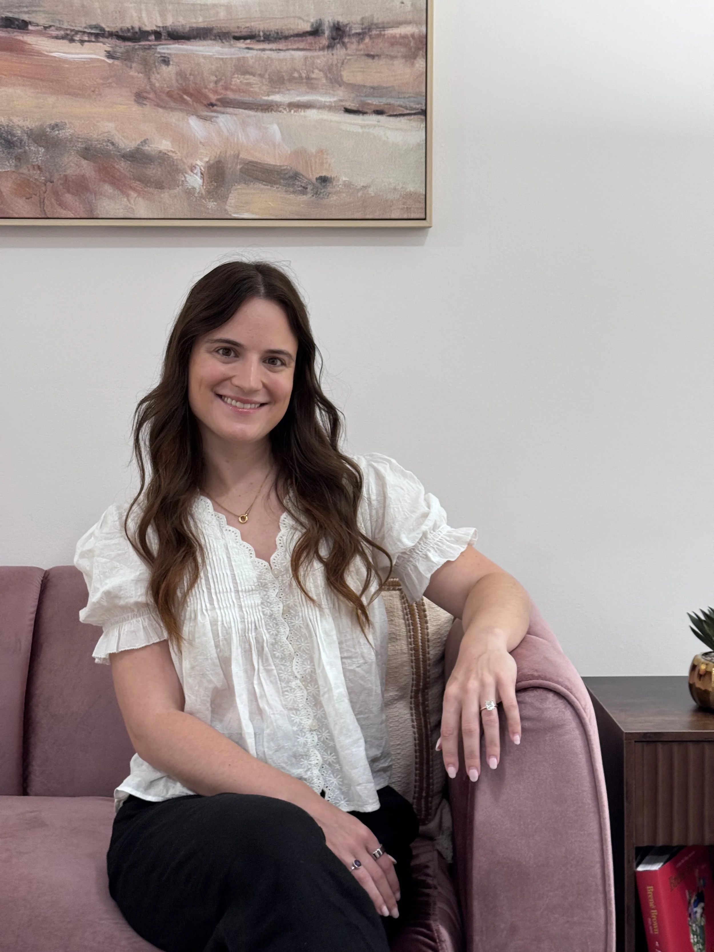 Headshot of Abigail Serafin, senior therapist at Newbury Counseling, offering support in Chicago.
