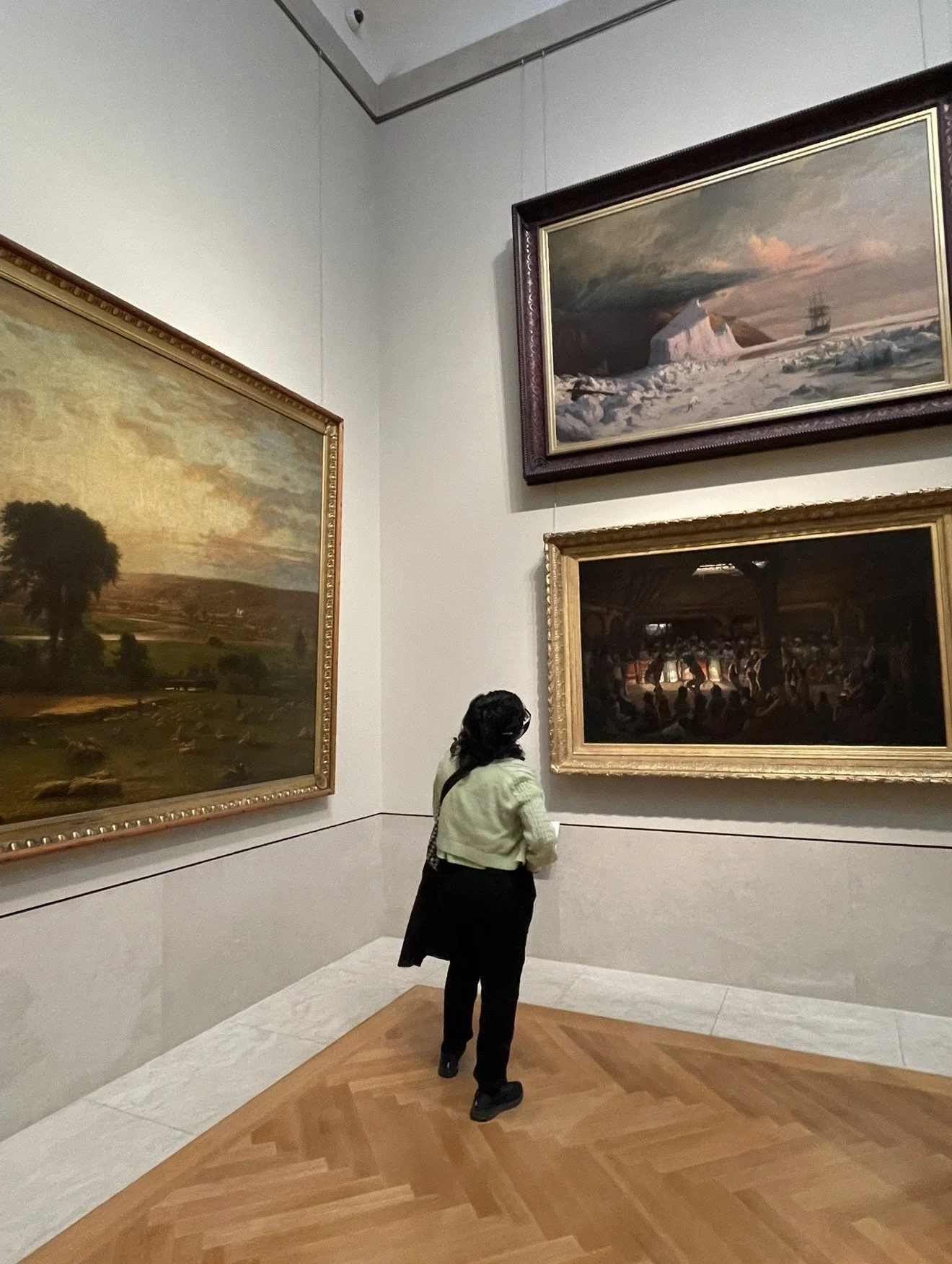 Evelyn love art; you can often find her lost in a museum or taking in the beauty of The Art Institute 
