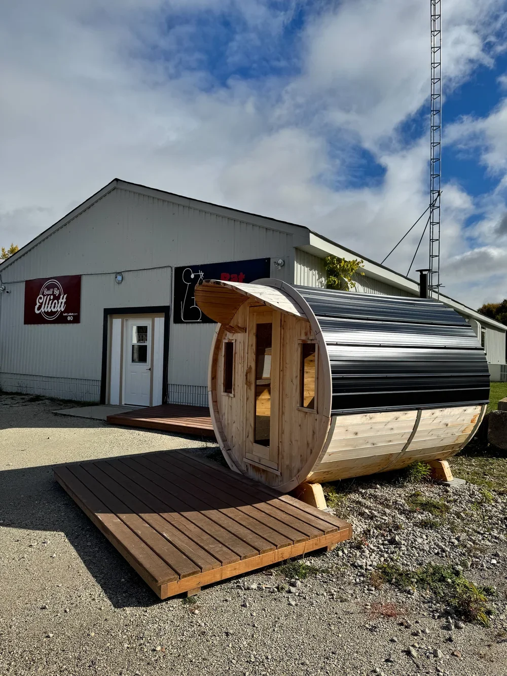 Built by Elliott workshop in Loretto