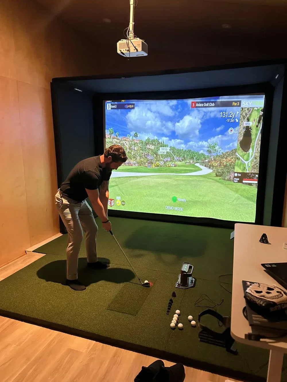 Custom golf simulator shed built in Vaughan