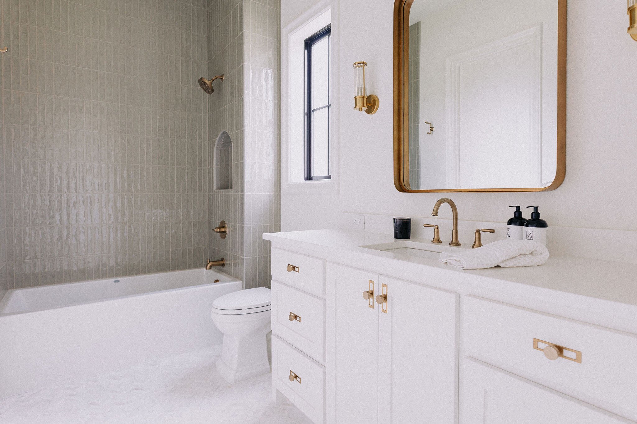 1111Oakbrook - Keller TX Custom Homes by Providential Homes_572.jpg