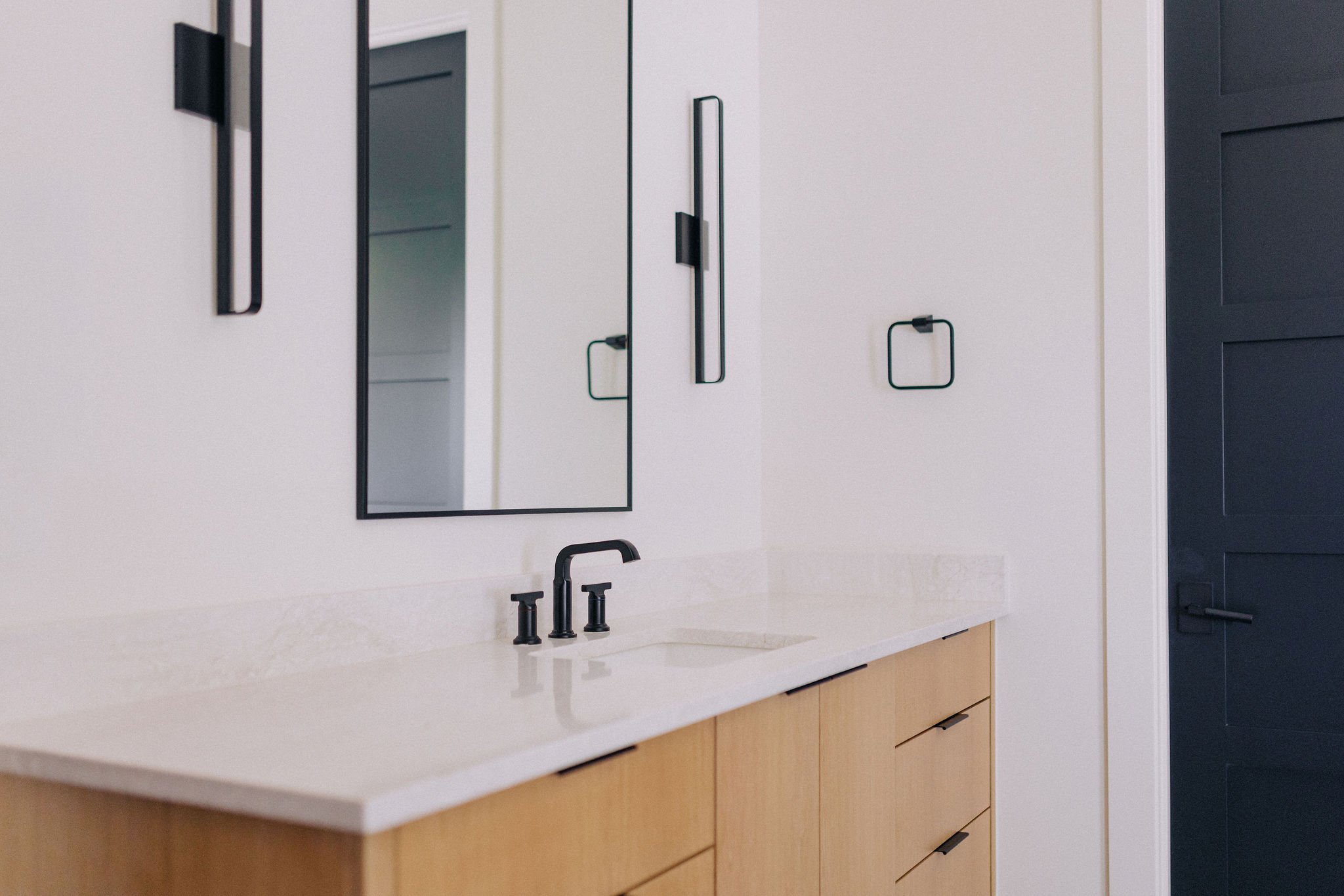 1050 Northlake custom homes 337.jpg