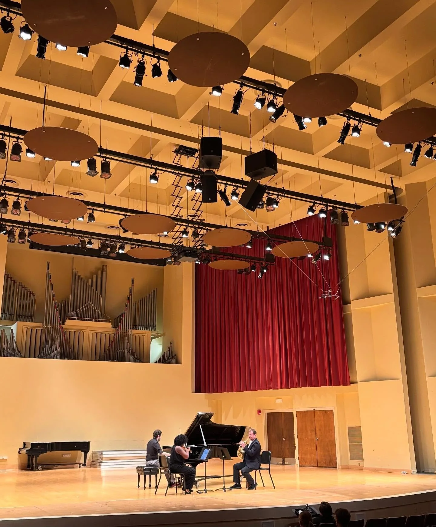 Thanks Tennessee! Last week, we had such a blast spending time at @sewanee_univofthesouth and @tntechmusic. The composition and horn students @tntechhornstudio were amazing to work with, and we were happy to feature the music of our friends @griffinc