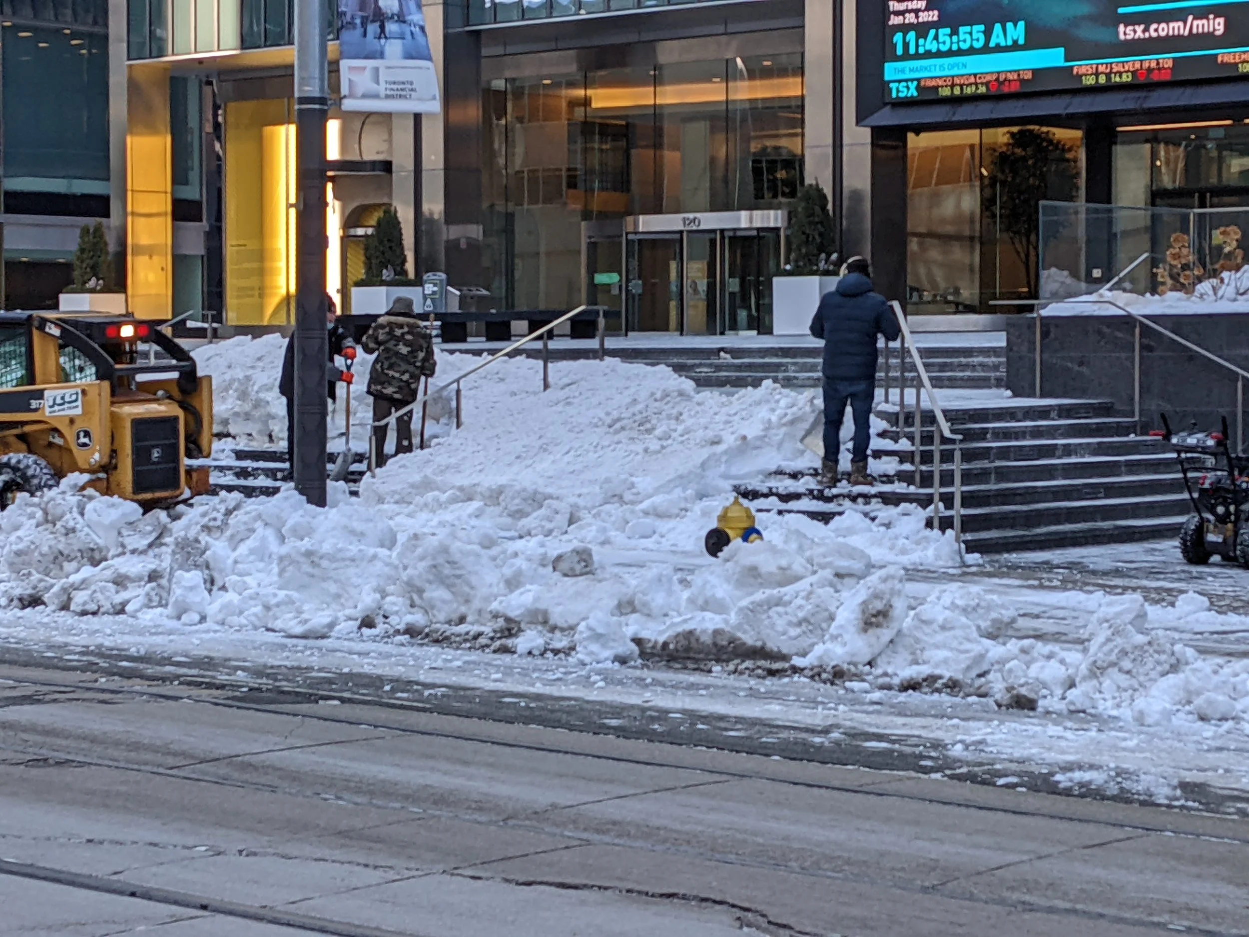 ground snow drifting, accessibility, maintenance, clearing, operations, winter, snow fence