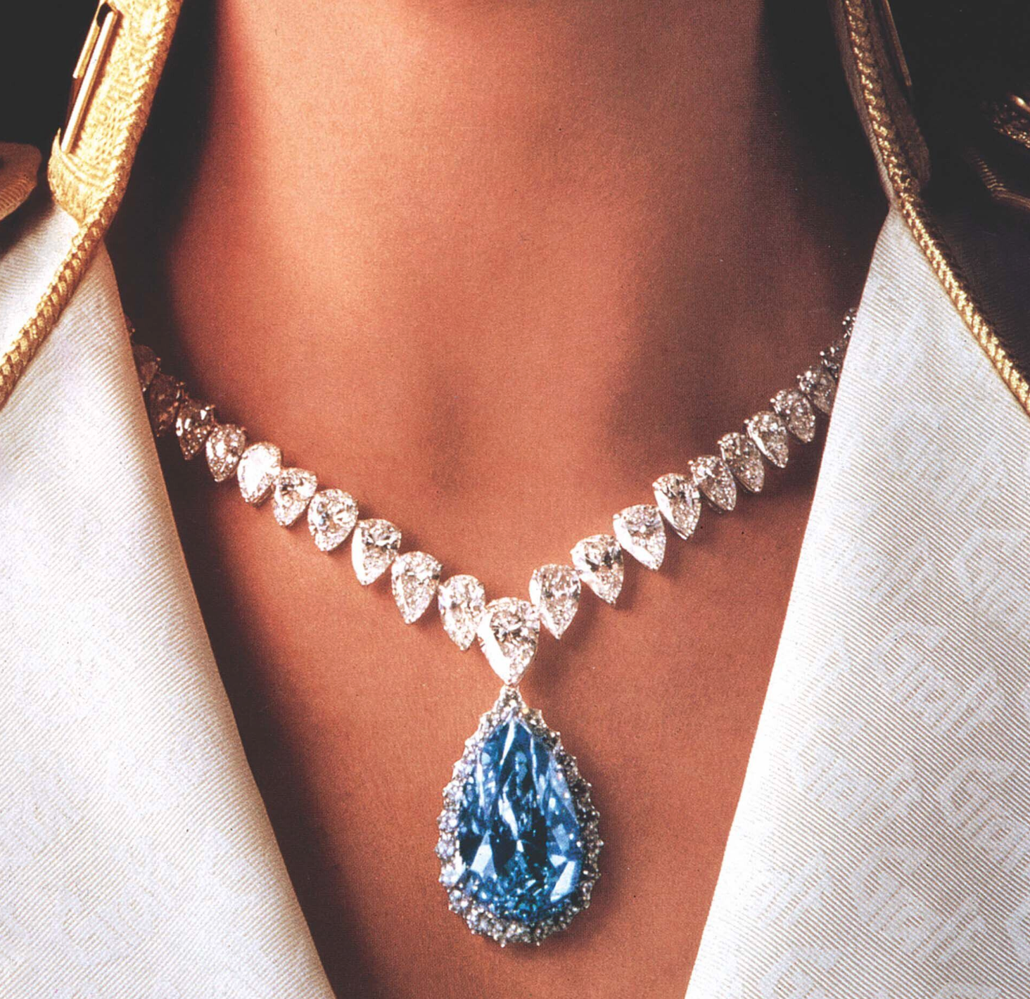 The Unveiling of the Wittelsbach-Graff Diamond. Graff is an art collector, his earlier interest was paintings of impressionism, and later contemporary art. Graff purchased Andy Warhol’s 'Liz' for $12.6 million.[14][15]