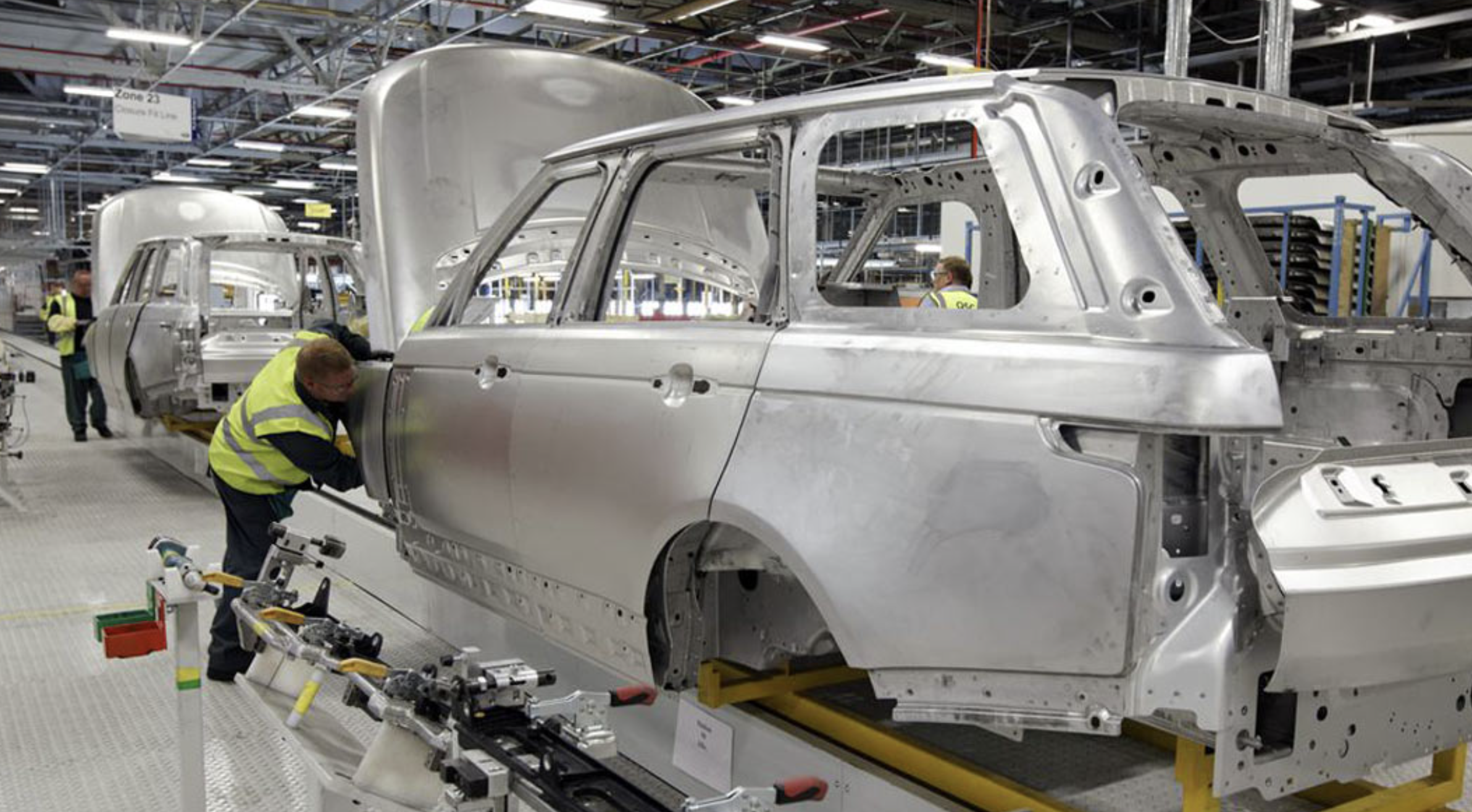 Solihull-Plant-Is-A-Car-Manufacturing-Factory-In-Lode-Lane-Lode-Heath-Solihull-UK-Owned-By-Jaguar-Land-Rover-The-Plant-Sits-On-A-300-Acre-Site