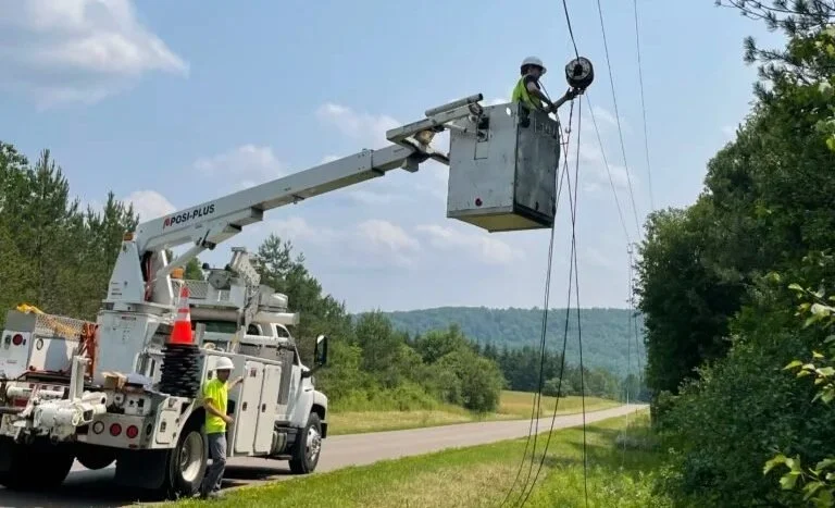 Heat Illness Prevention for Fiber Crews: A National Safety Month Field Guide