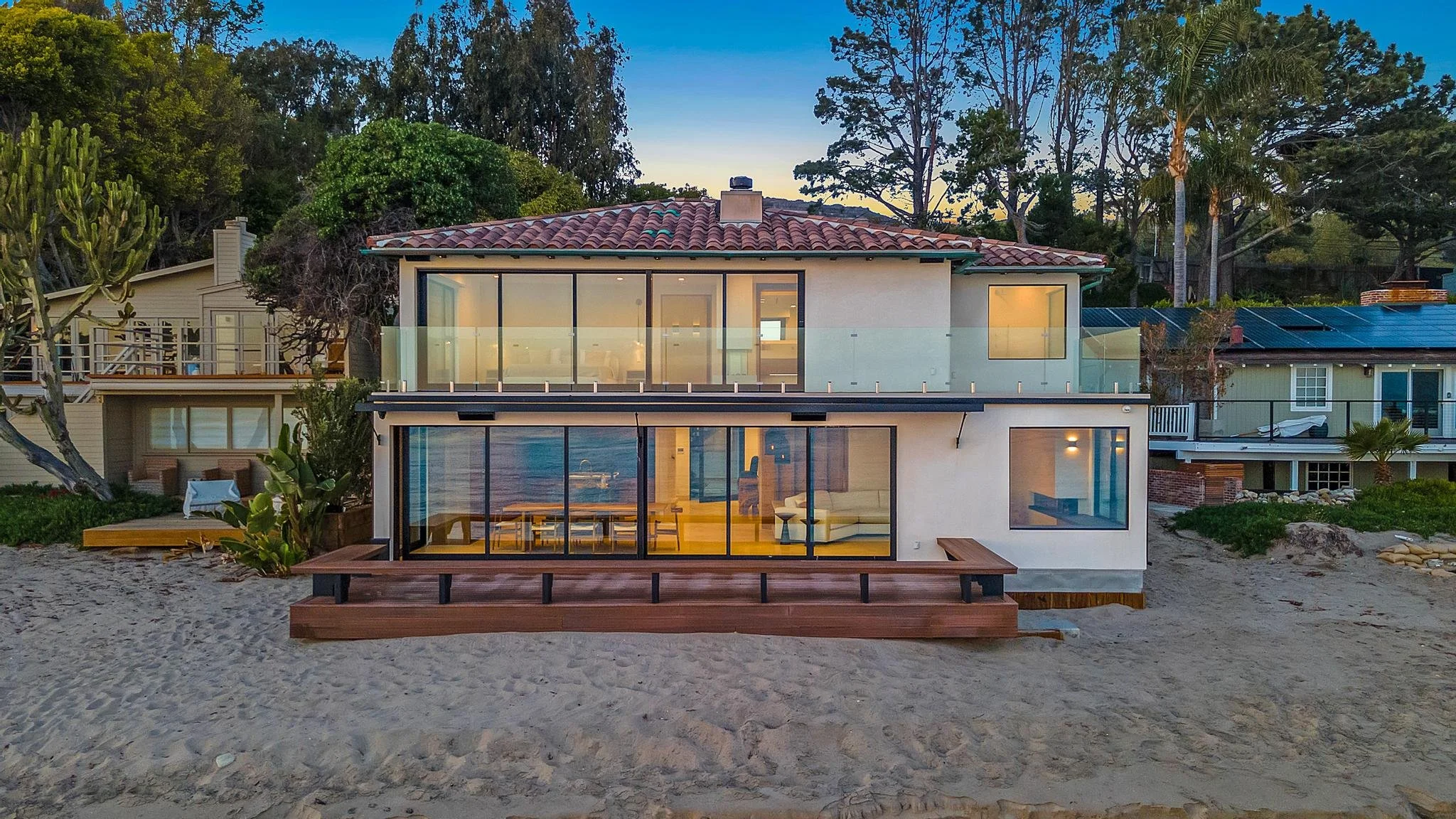 27308 PCH-138.jpg