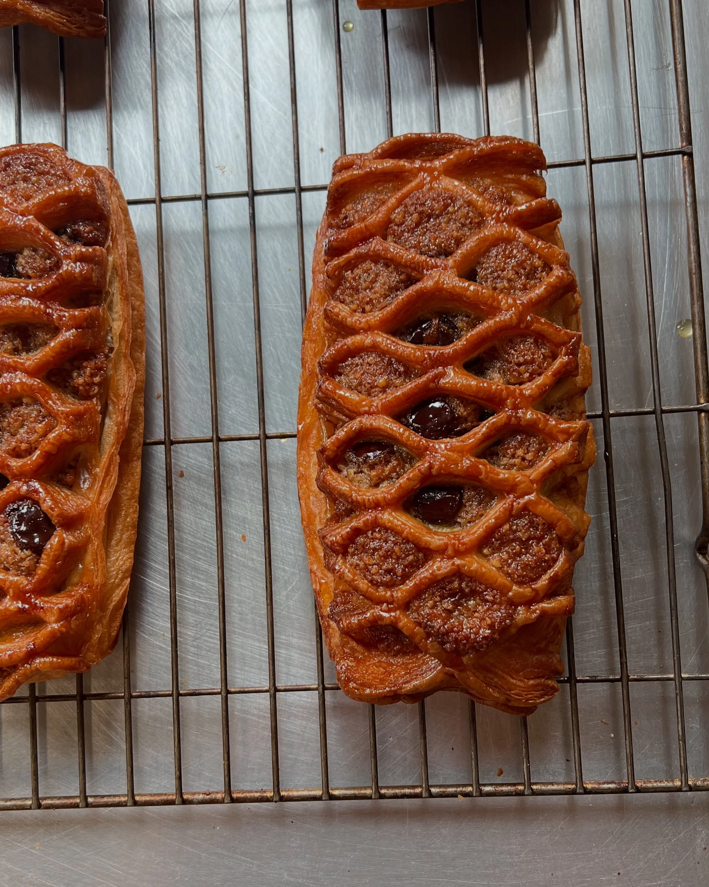 Whisky, chocolate and hazelnut slice

