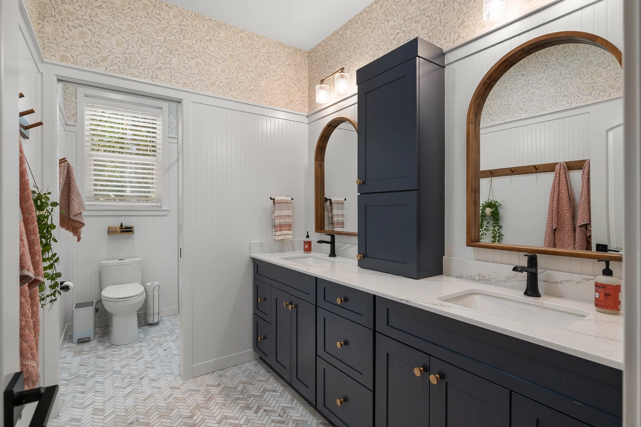 COOPER POINT - KITCHEN & BATH REMODEL