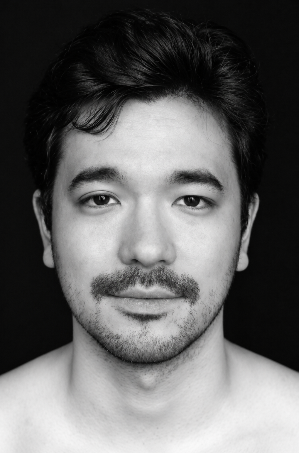 Oliver Oguma Headshot