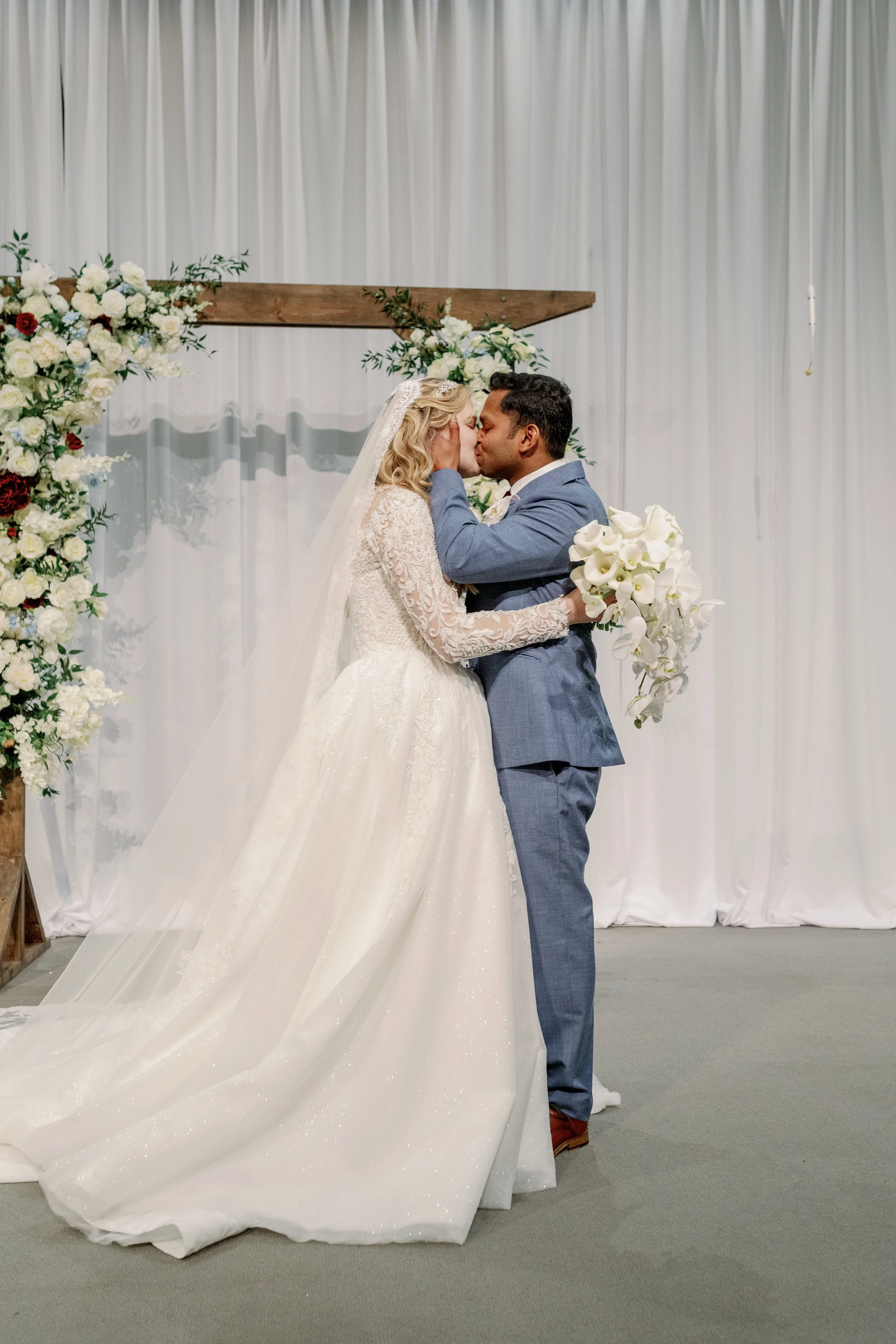 alliekovalphoto-febin+ella-married-32.jpg
