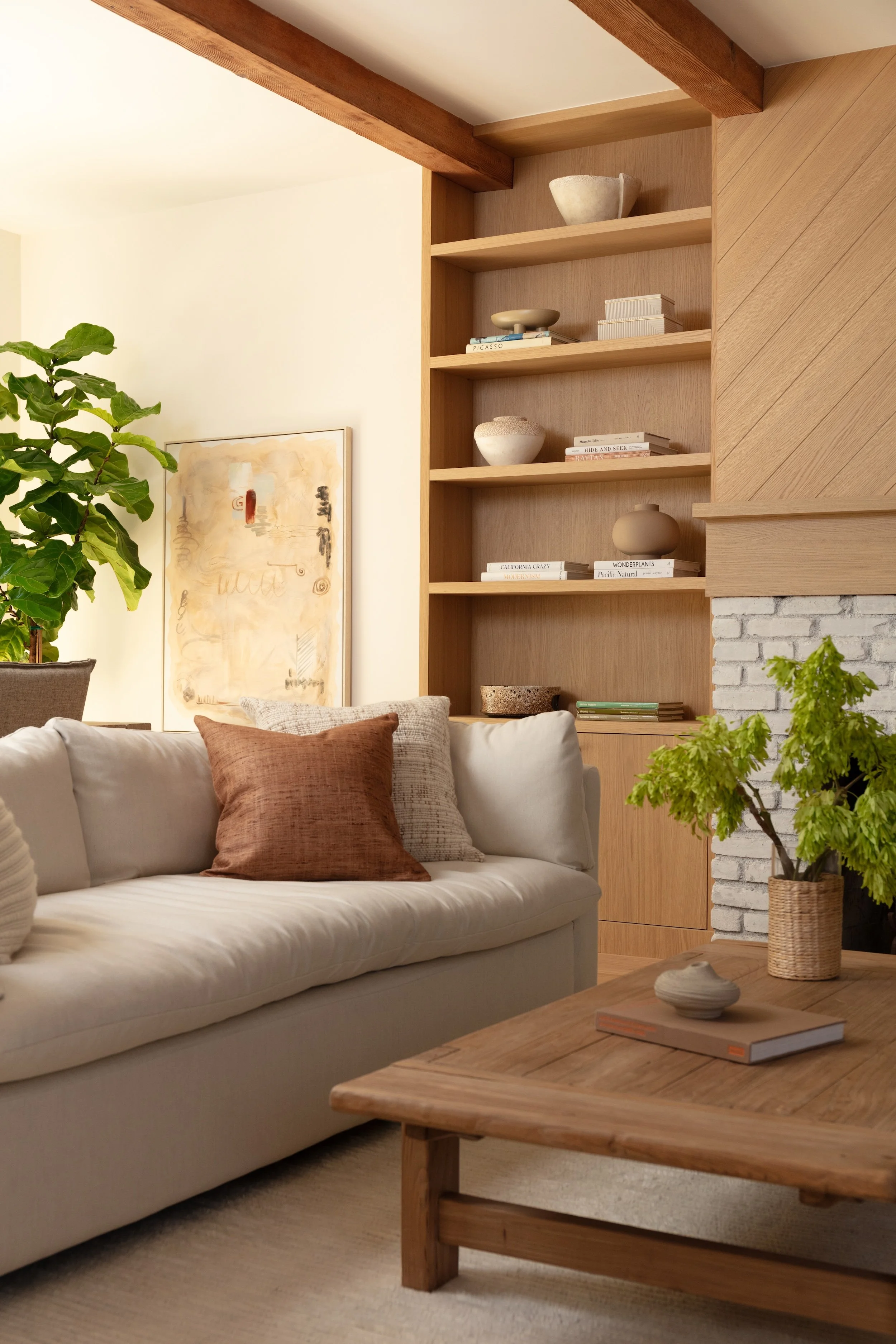brentwood-bespoke-wood-built-ins.jpg