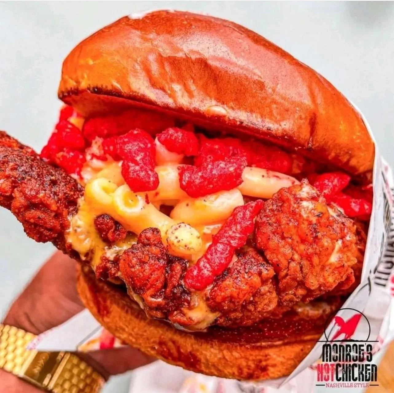 THE BEST OF NASHVILLE IN DOWNTOWN TEMPE 🐔 @monroeshotchicken #monroeshotchicken