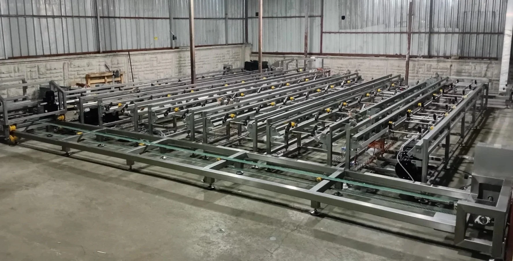 	
Paslanmaz makine imalatı görseli.