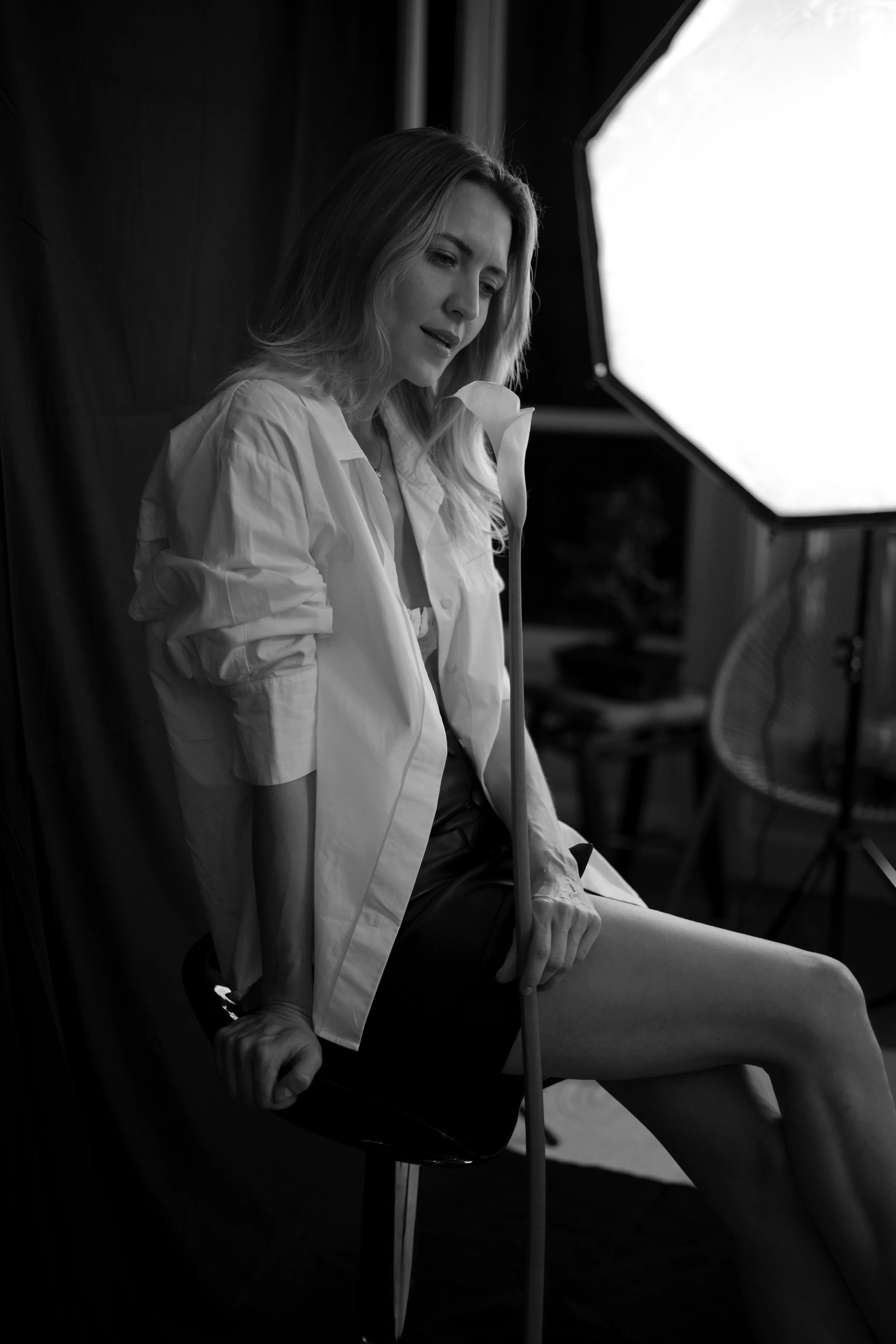 B&W