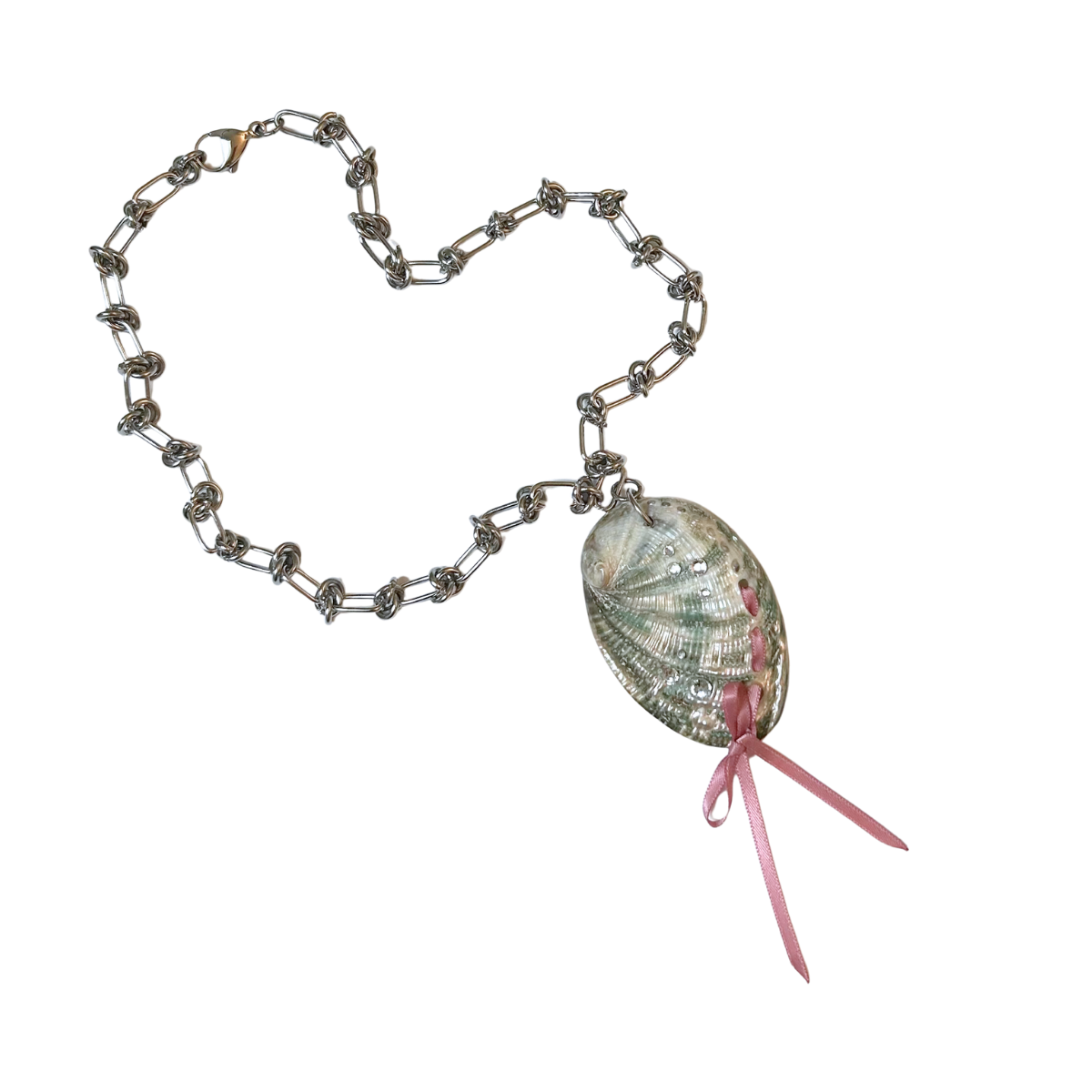 Revolutionary Grl Mariza Choker