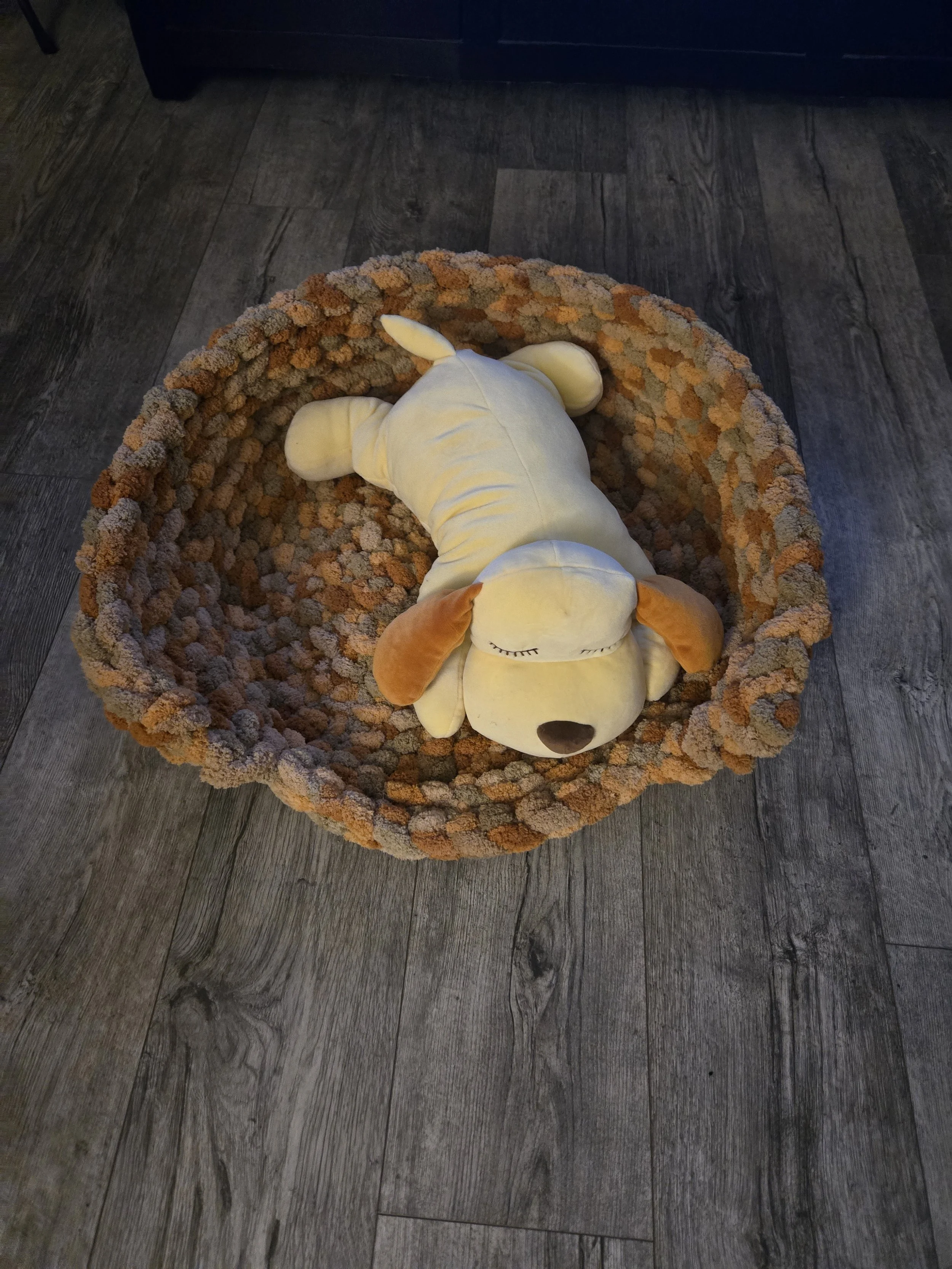 Pet Bed Large 17" Clay Caramel Open