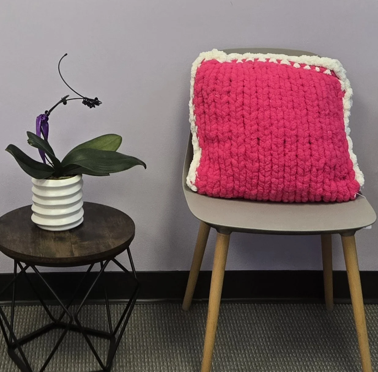 18x18 Pink/White Border Pillow