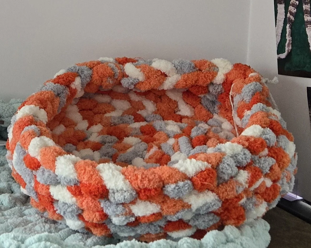 Orange Variegated Small Pet Bed