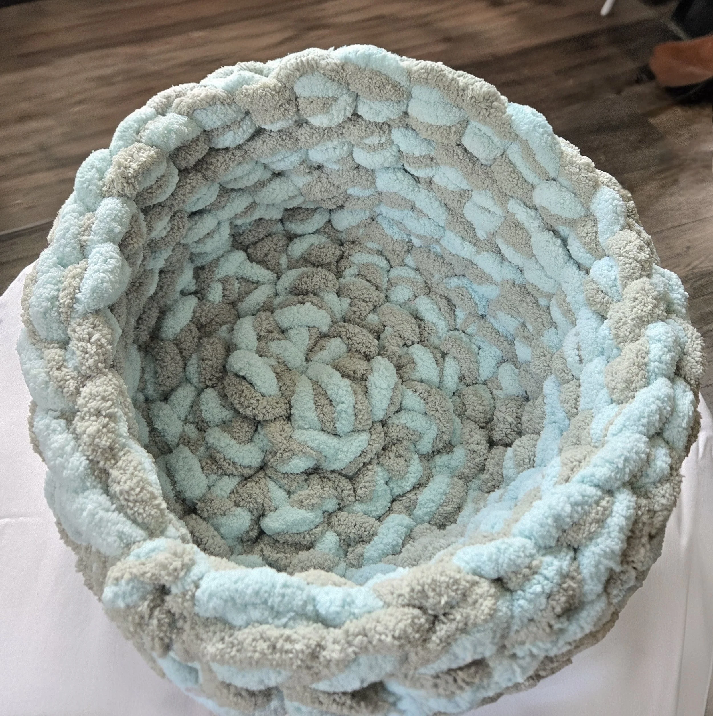 Pet Bed Small 11" Mint/Grey Double Thick