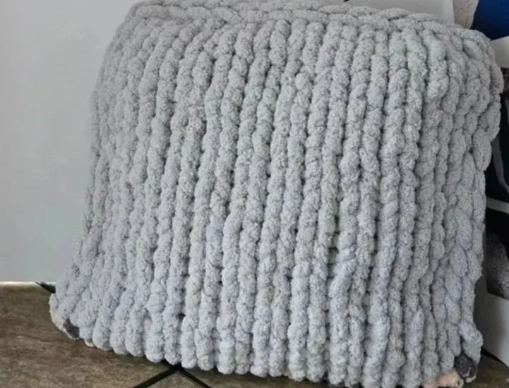 16x16KittensGrey45.jpg