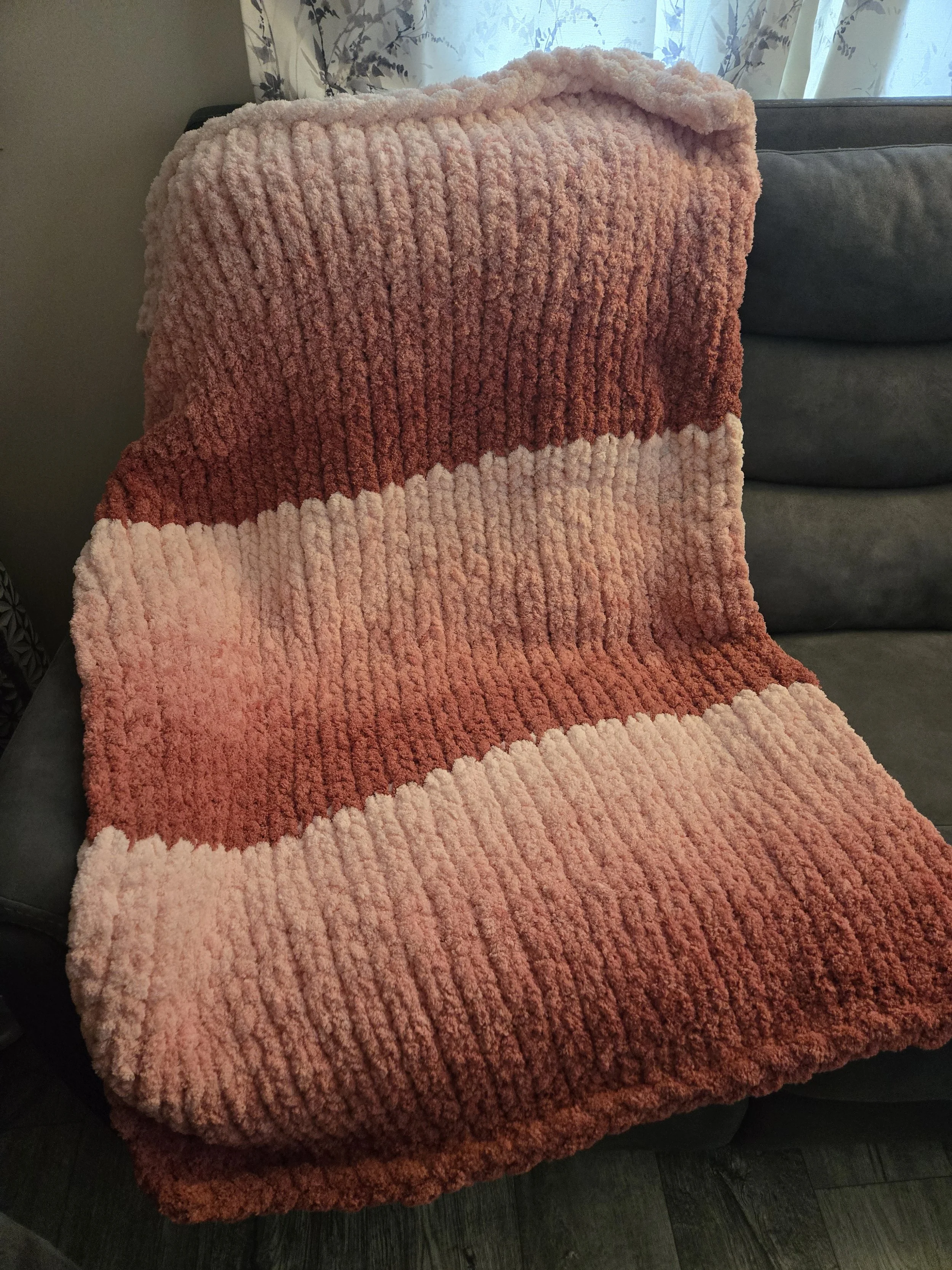 Throw Small 36x56 Brick Red Ombre