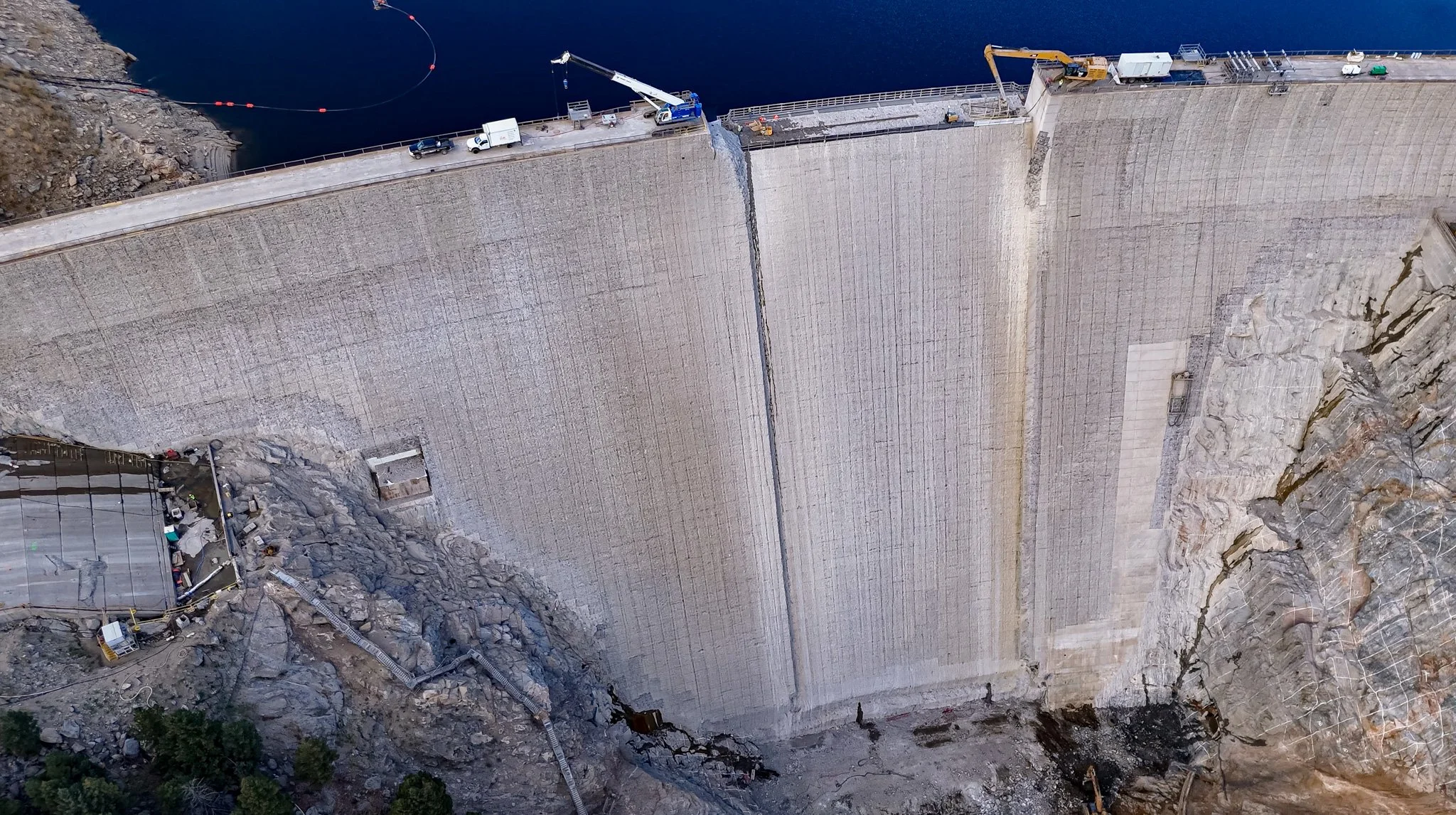 Kiewit Barnard Gross Dam Reservoir 6.jpg