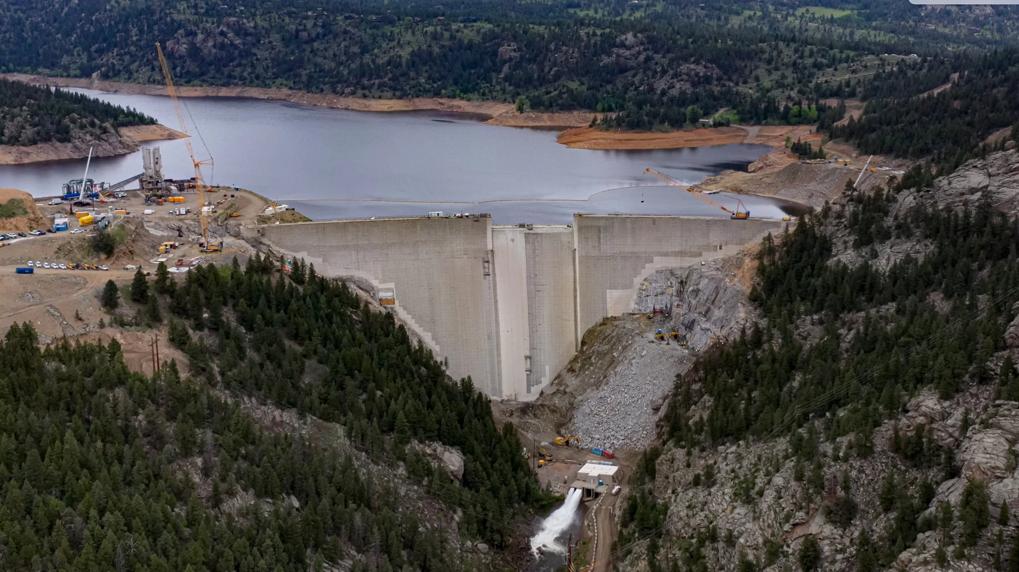 Kiewit Barnard Gross Dam Reservoir 9.jpg