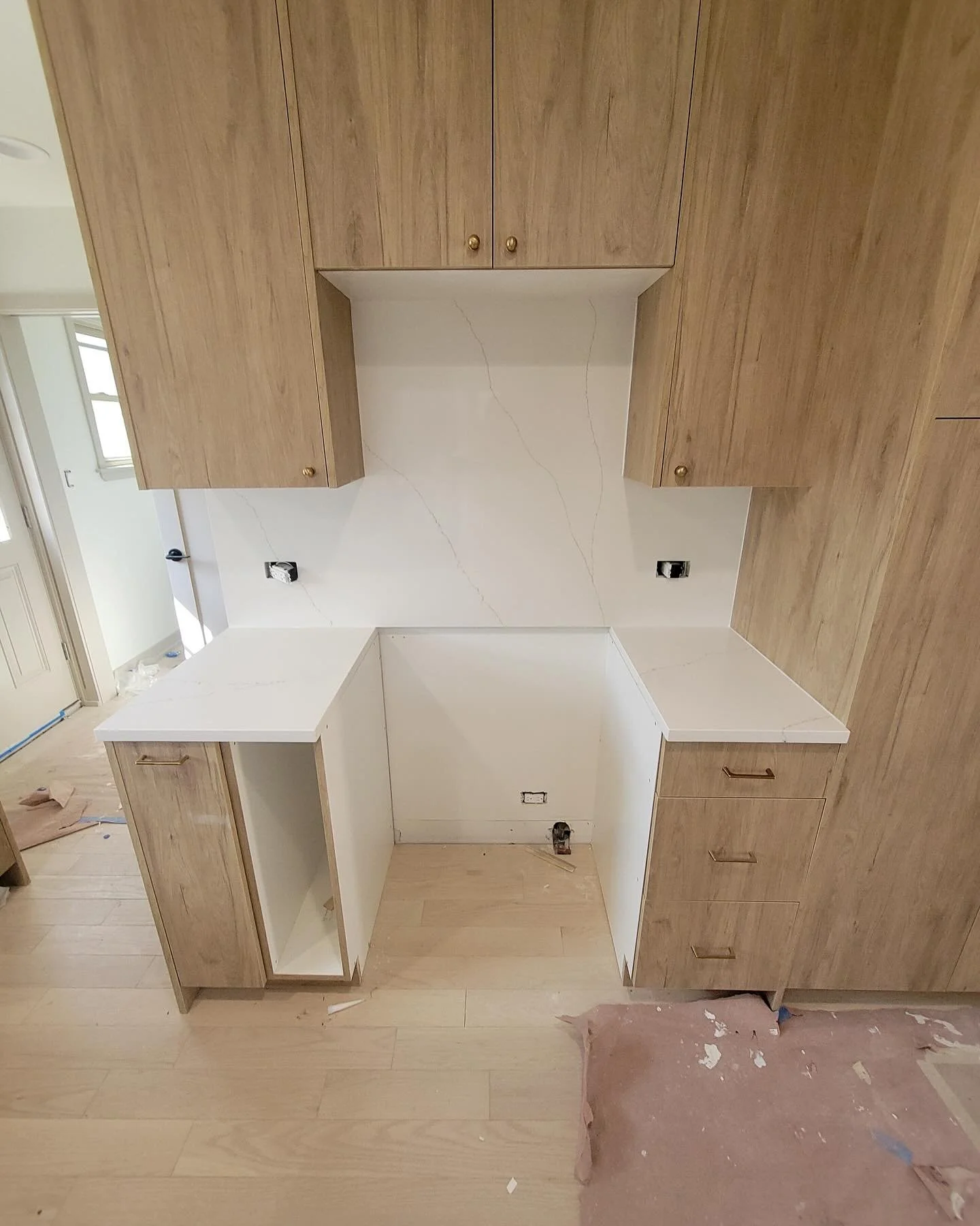 Another kitchen renovation coming to you soon 👀👀 #kitchenremodel #modernkitchendesign #interiordesigninspiration #smallbusiness