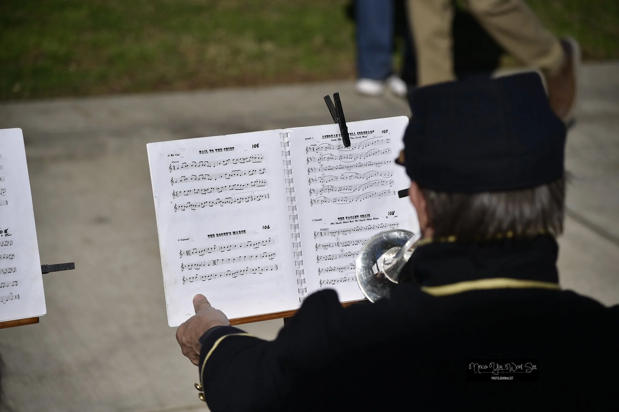  A memebr of the Camp Charles Band looks at the music before Lincoln presenter Robert comes to say the Gettysburg Address. at the Lincoln Shrine on February 6th, 2026. (Photo by Brian Spears, Redlands Collective News) 
