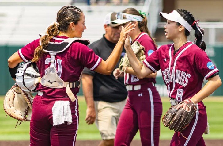 Bulldogs Bounce Back: Redlands Baseball and Softball Split High-Stakes Doubleheaders