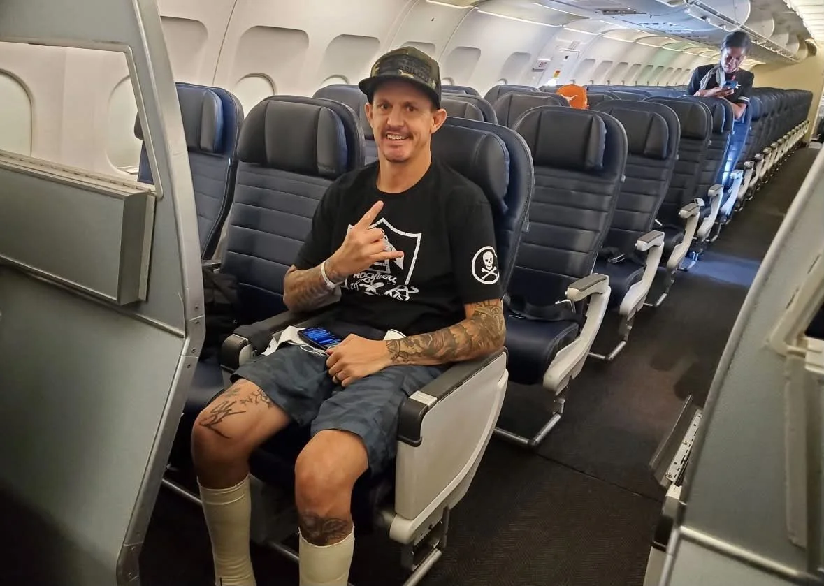 Buyten in airline seat.jpg