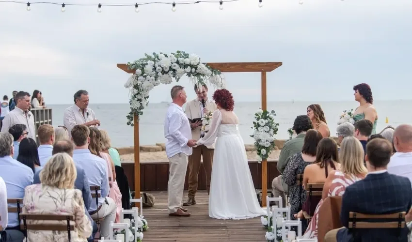 beach-marriage-ceremony-perth